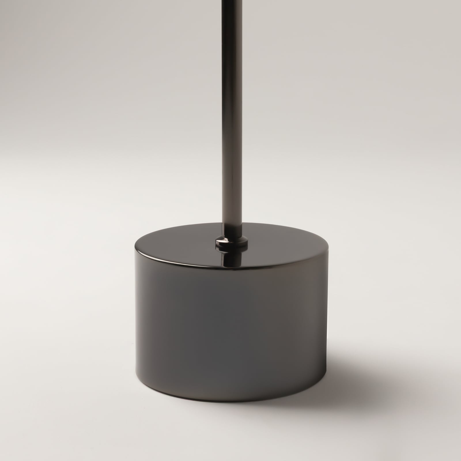 LED stojacia lampa DOUBLE MOON, čierna/dymovo sivá, výška 146 cm