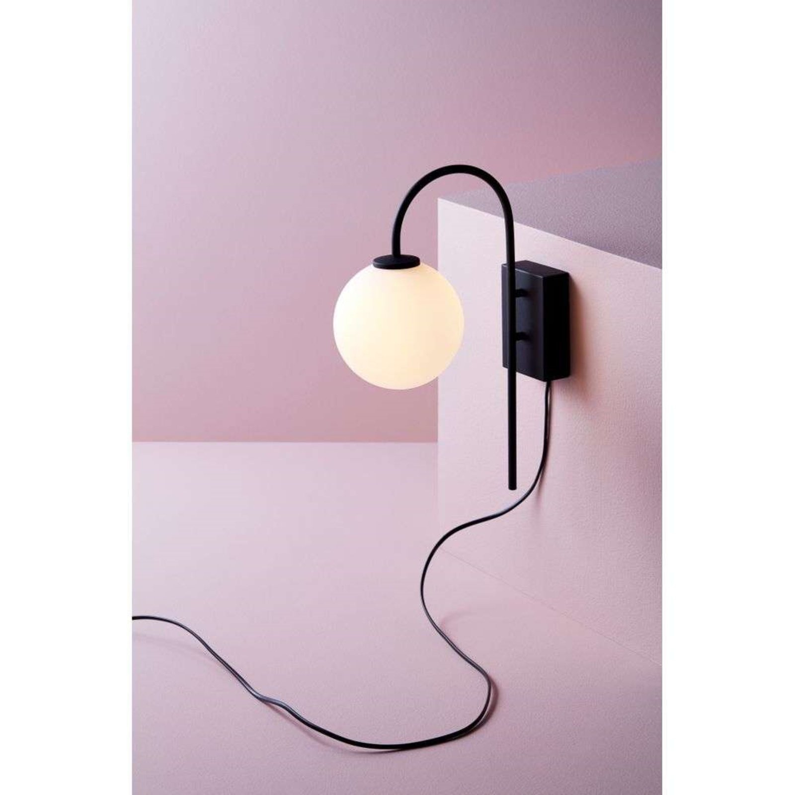 Ballon Aplique de Pared Black - Herstal