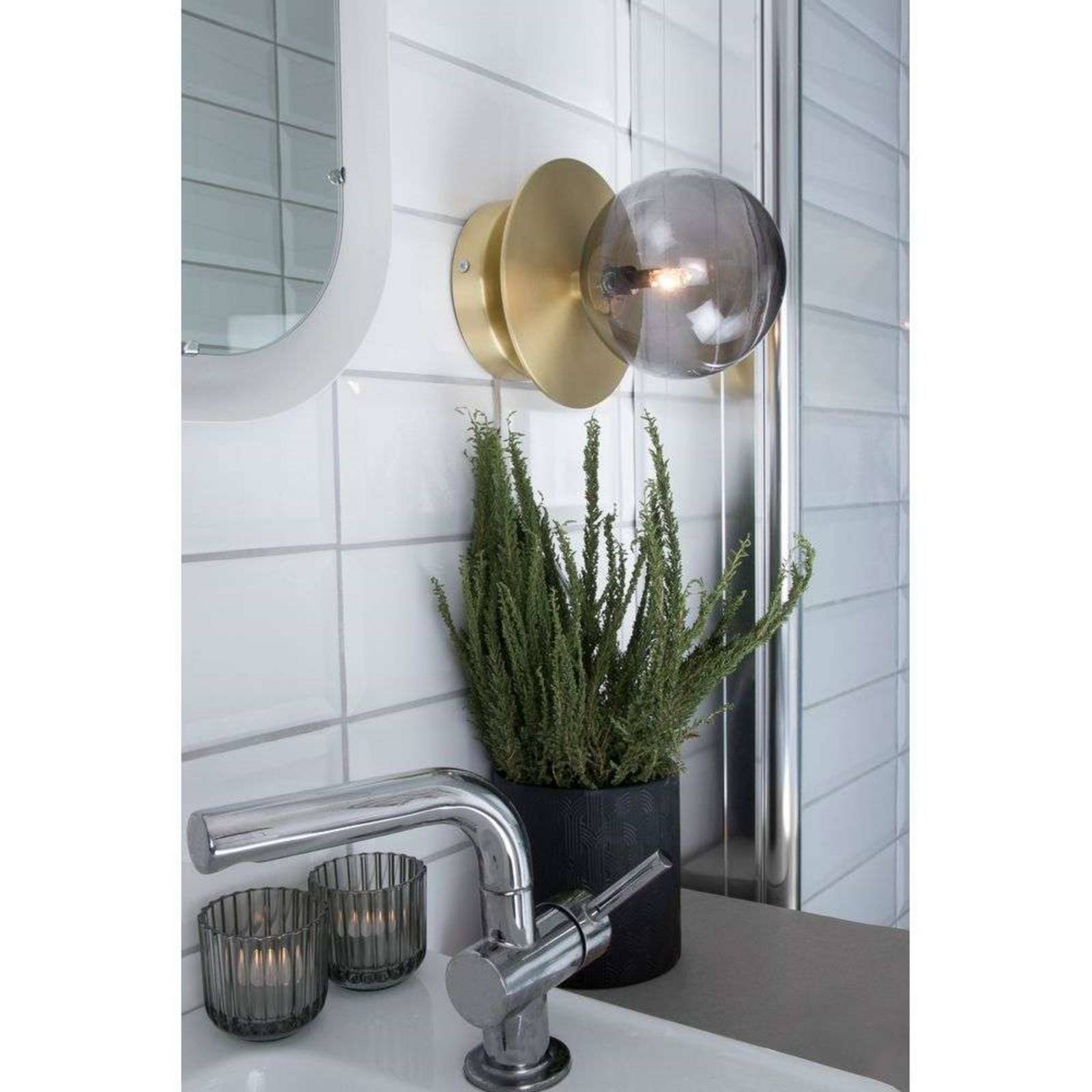  Globen Lighting Globen Lighting Wandlampe Art Deco, Messing/grau ø 16cm Ip44 