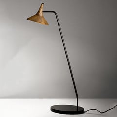 Artemide Unterlinden lámpara de mesa latón