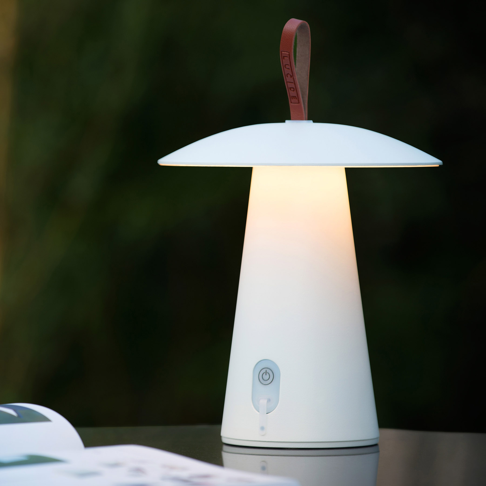 Lampa stołowa La Donna z akumulatorem, biała
