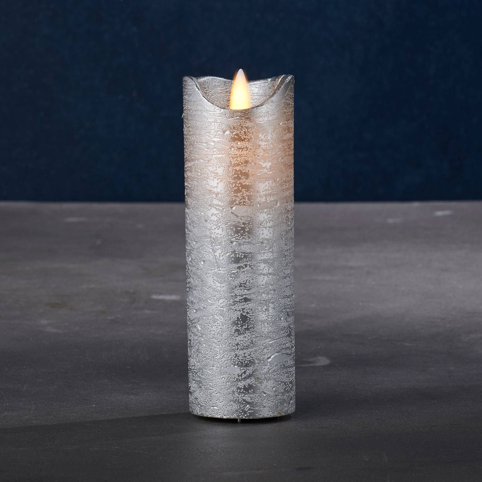 Levně LED svíčka Sara Exclusive, stříbrná, Ø 5cm, výška 15cm