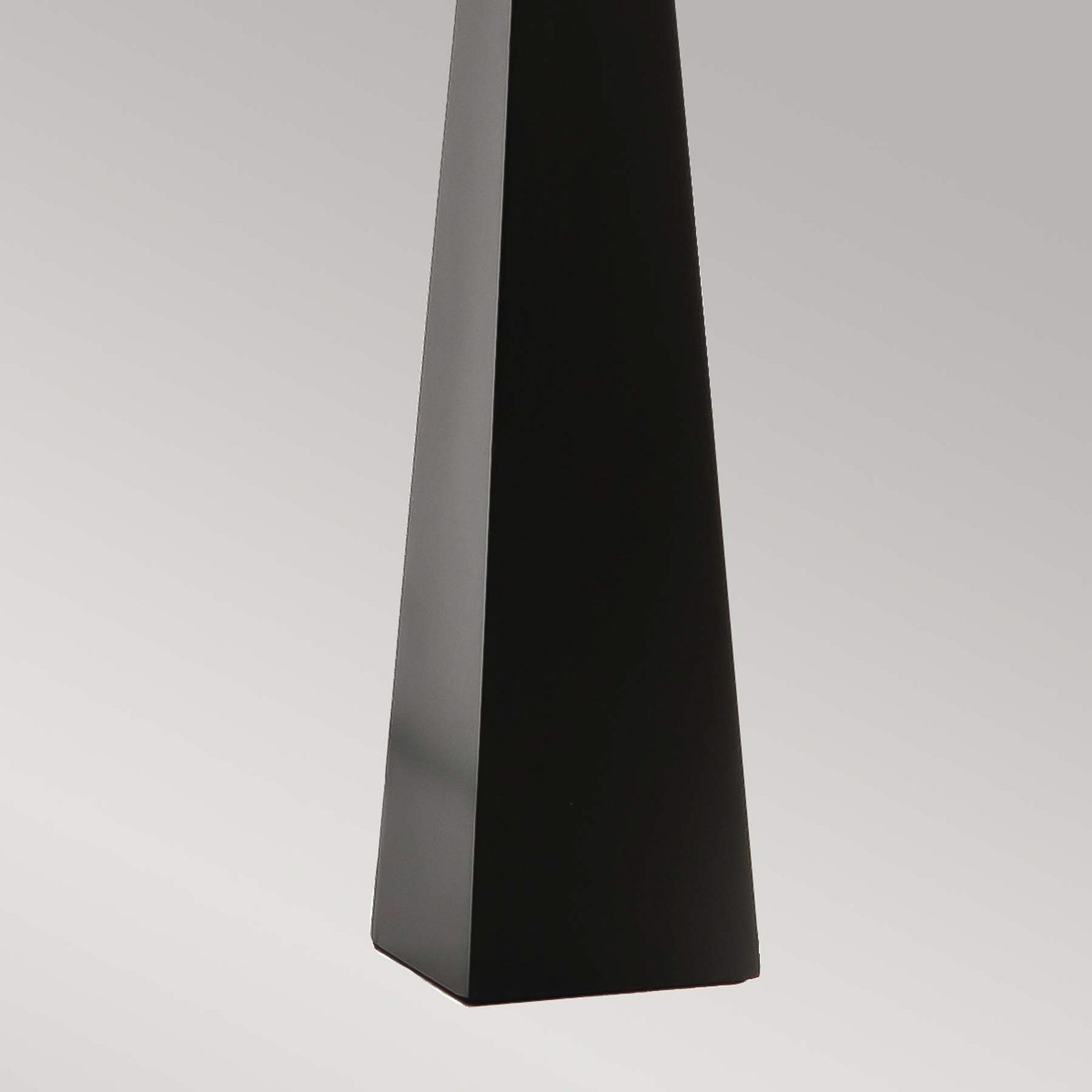 Настолна лампа Ascent, черна, с бял абажур