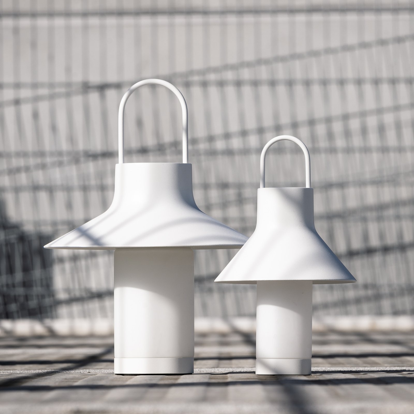 Shadow Portable Lampe de Table L White - Loom Design