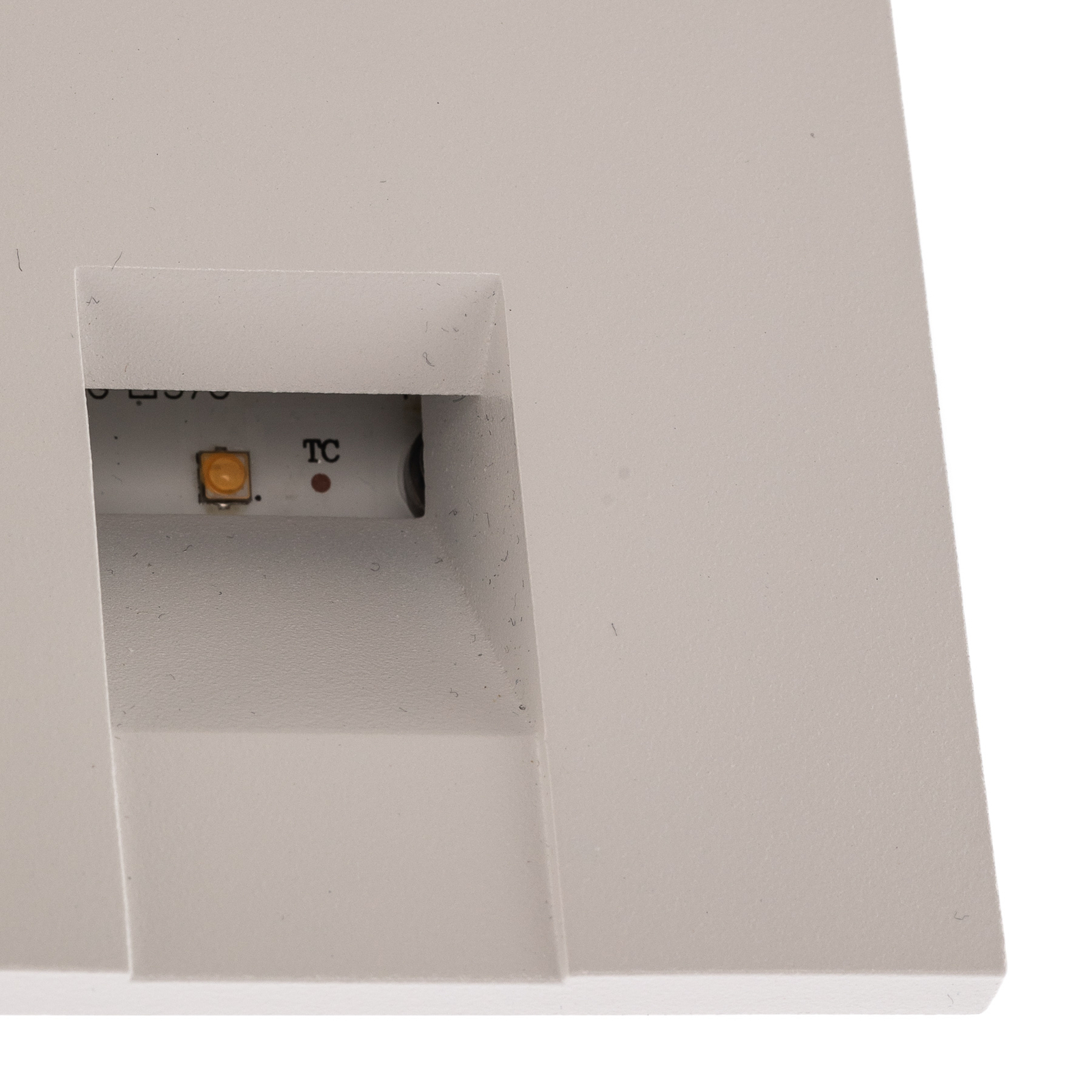 BRUMBERG Wall Kit68 recessed angular white