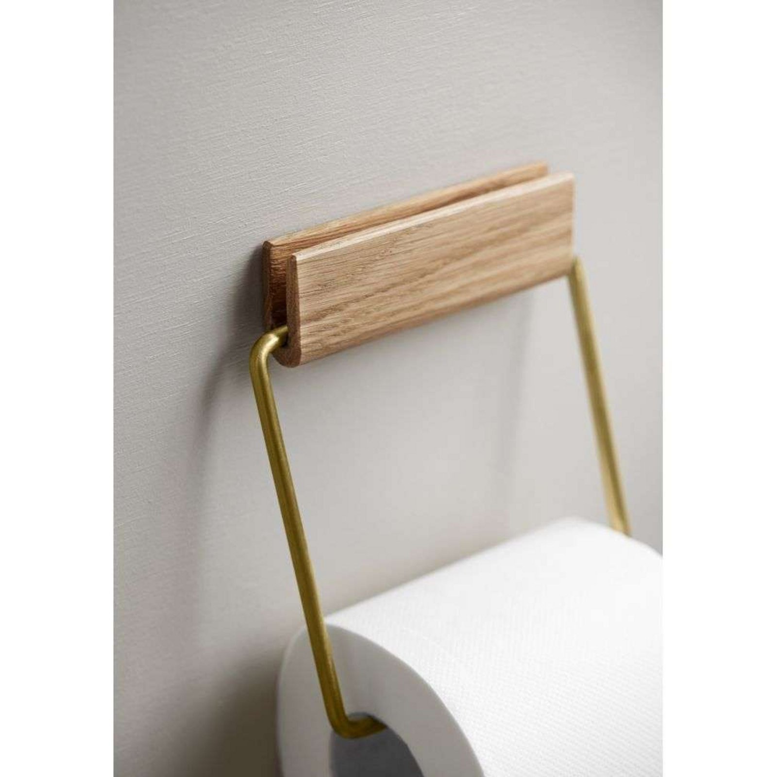 Toilet Roll Holder Oak/Brass - Moebe