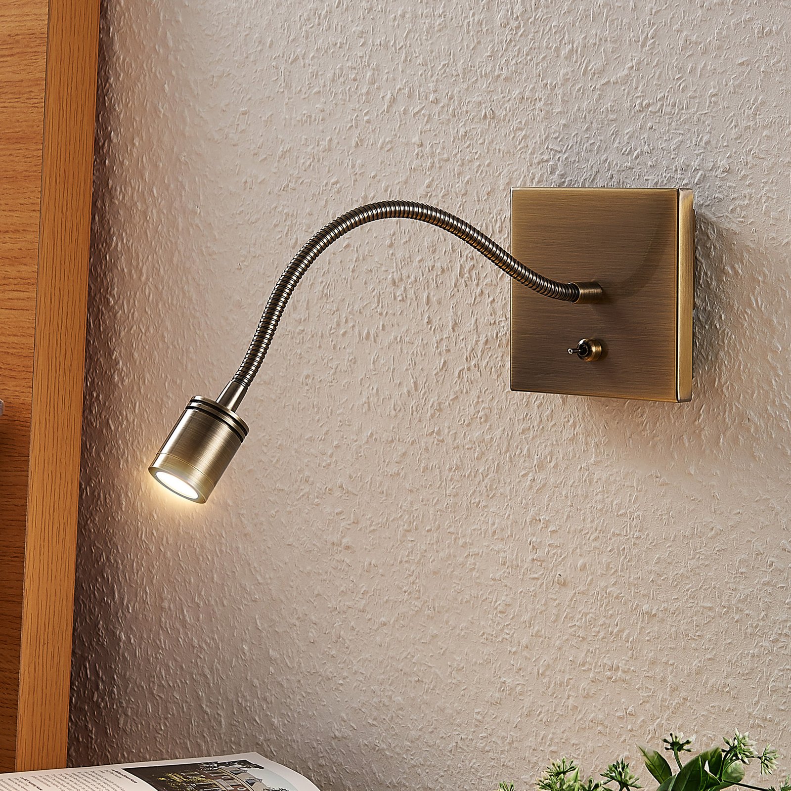 Lindby LED-Wandlampe Mayar, 2er, messing, Leselampe, 11 cm