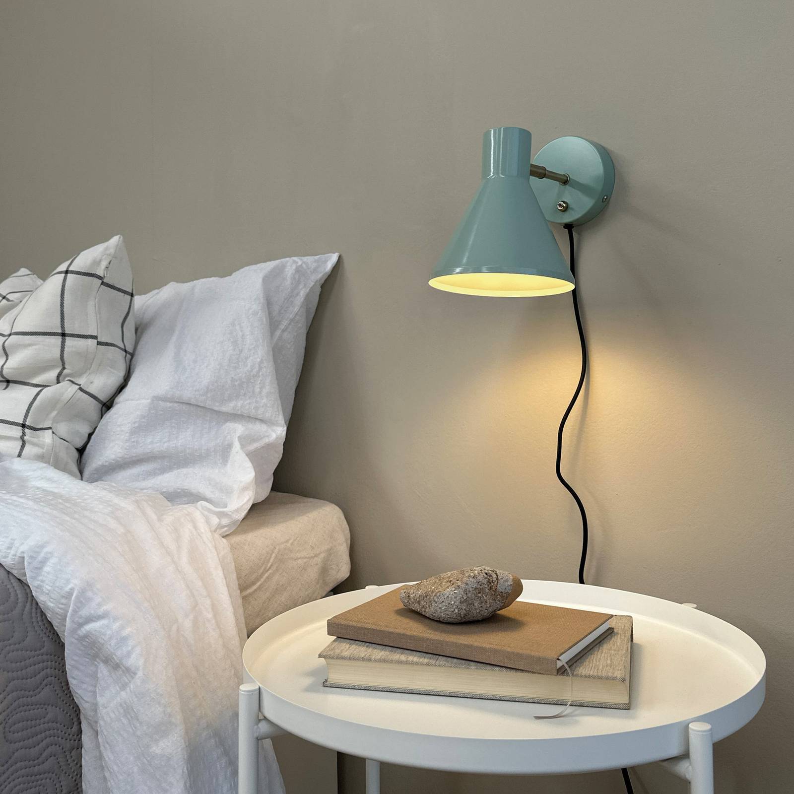 Dyberg Larsen Wandlampe Sleep, mintgrün, Ø 15 cm, Stahl günstig online kaufen