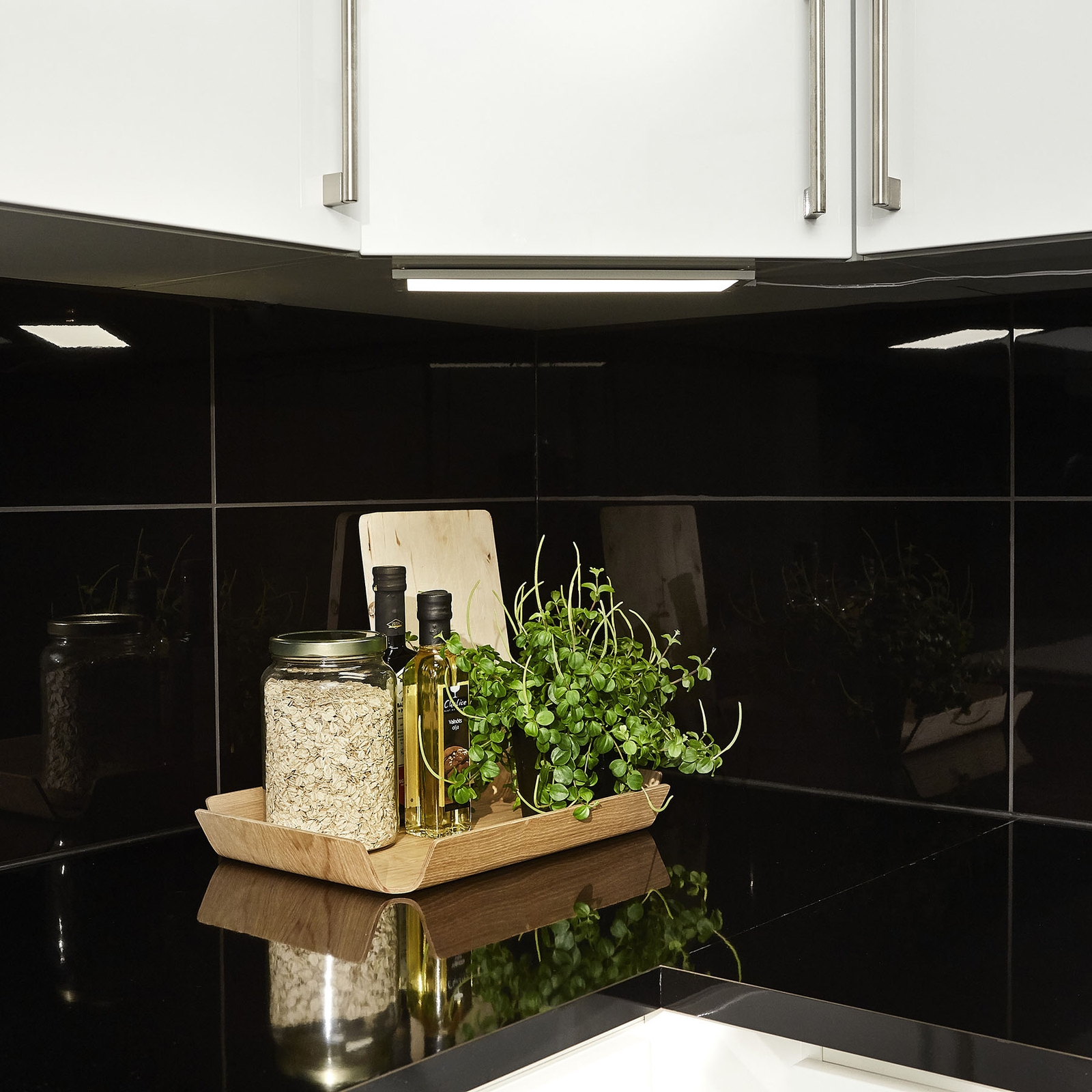 LED-Unterschranklampe Cabinet Light Panel dimmbar kaufen | Lampenwelt.ch