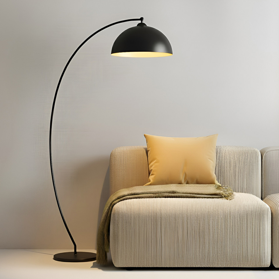 Lindby Jonera Golvlampa, svart från Lindby