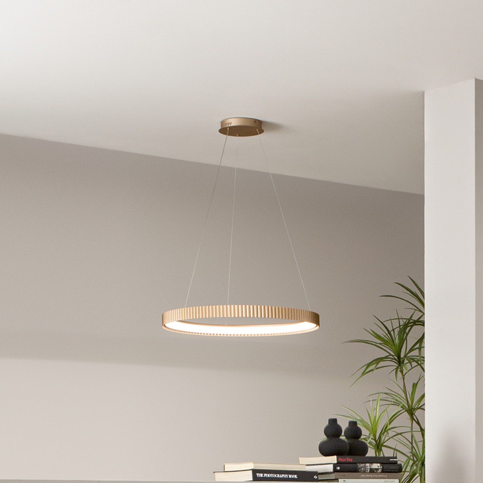 Luce Ambiente Design Lampă suspendată LED Niike auriu Ø 50 cm metal CCT - Camera de zi / sufragerie - Modern