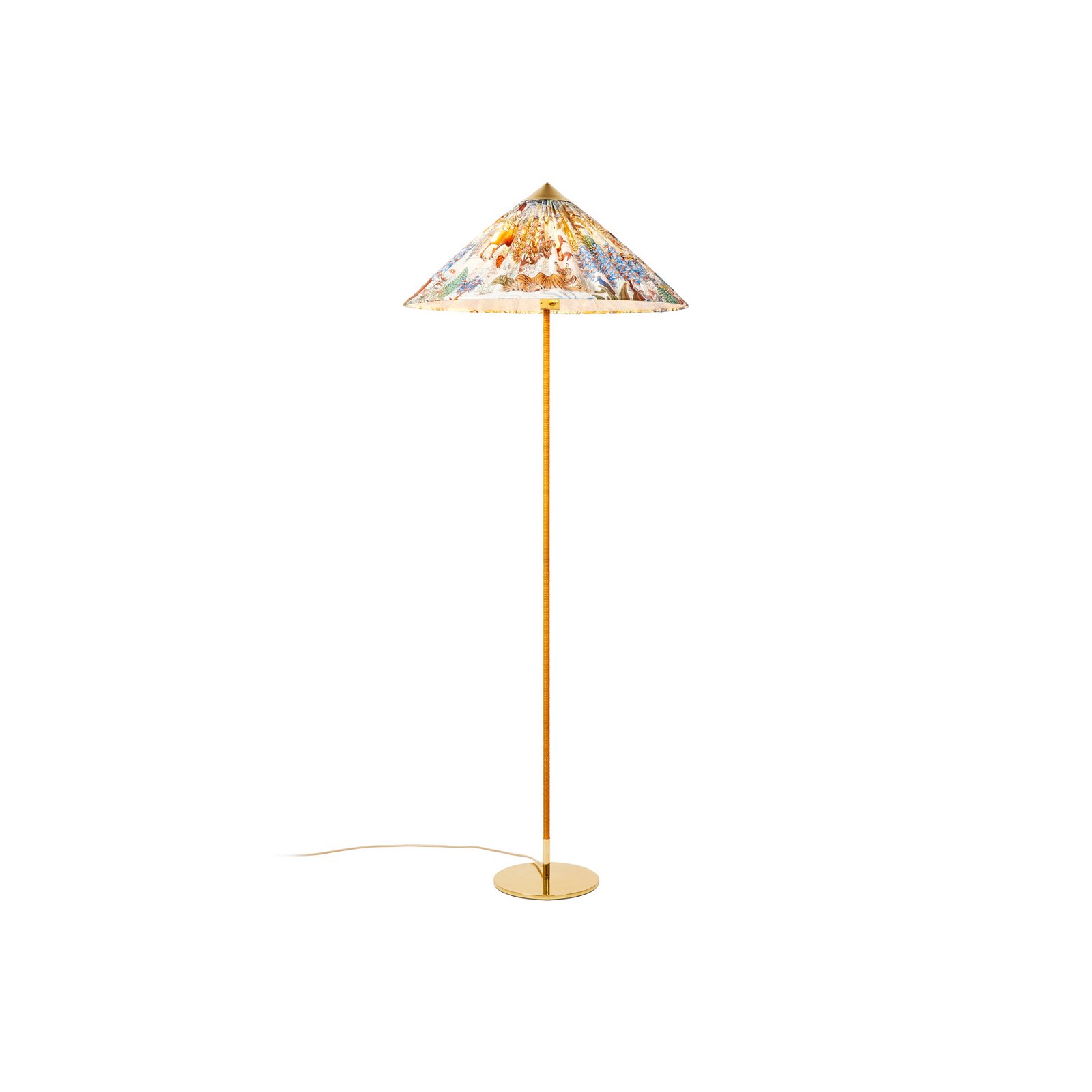 Gubi vloerlamp 9602, messing/rattan, stoffen kap Pierre Frey