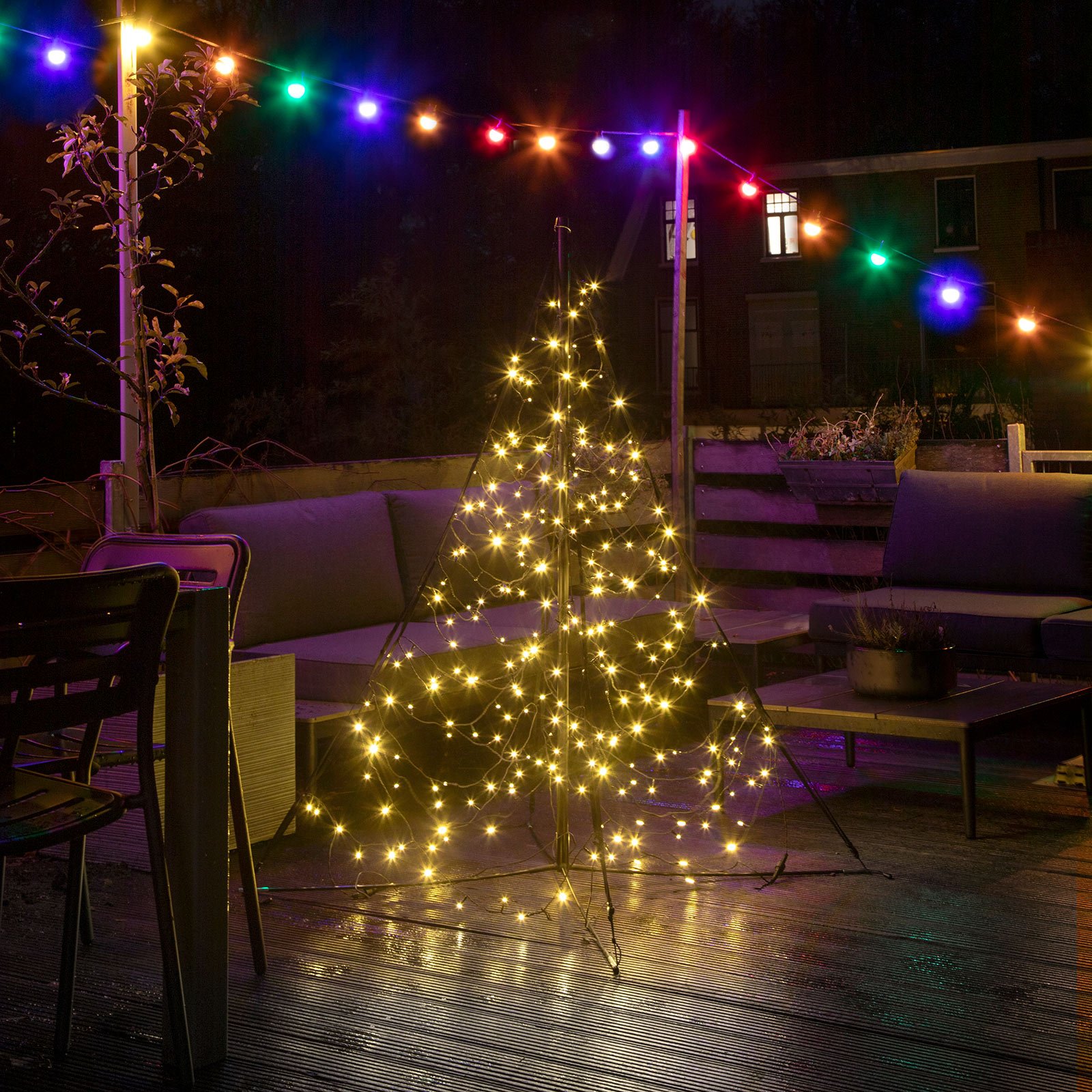 Läs mer om Fairybell julgran med stolpe, 240 LED 150 cm