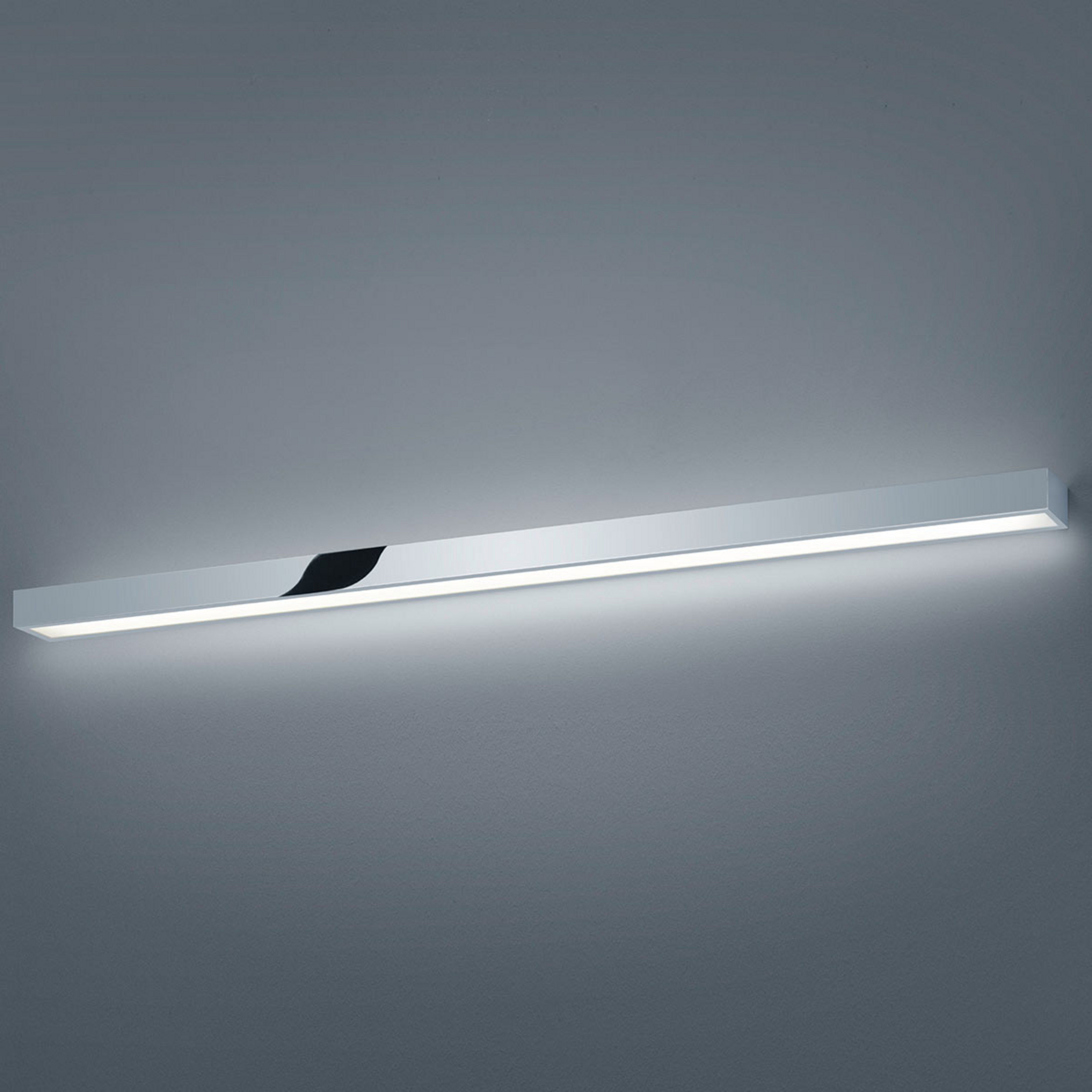 Helestra Theia LED-Spiegelleuchte, verchromt 120cm