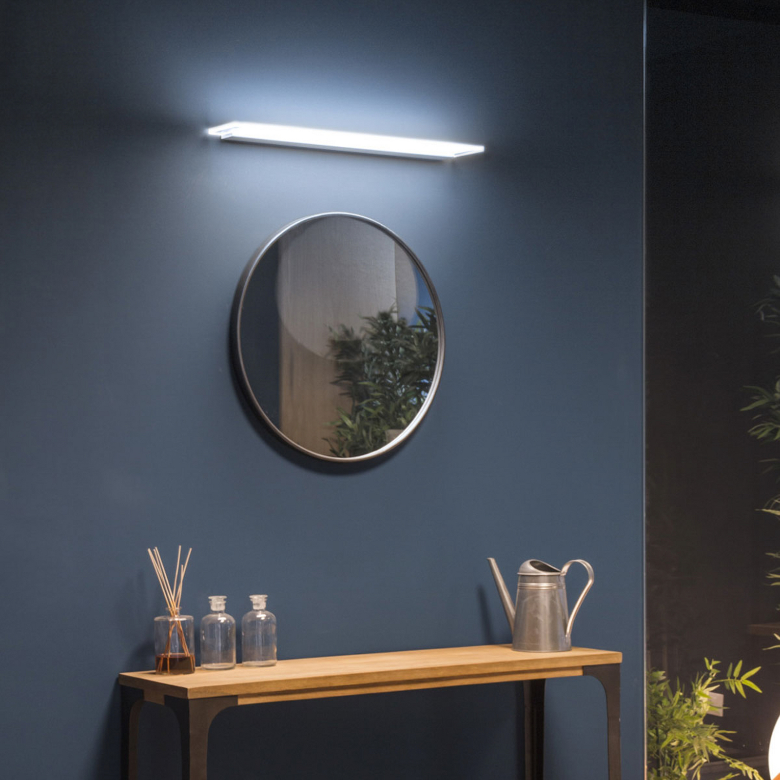 Skinny LED seinavalgusti, valge, alumiinium, PMMA, üles/alla