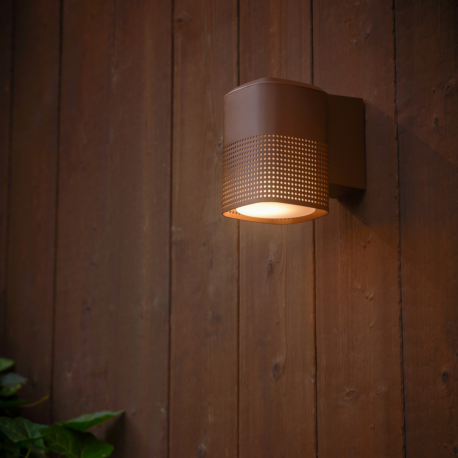 Venkovní nástěnné svítidlo Sidara Seaside, hnědé, IP54, E27