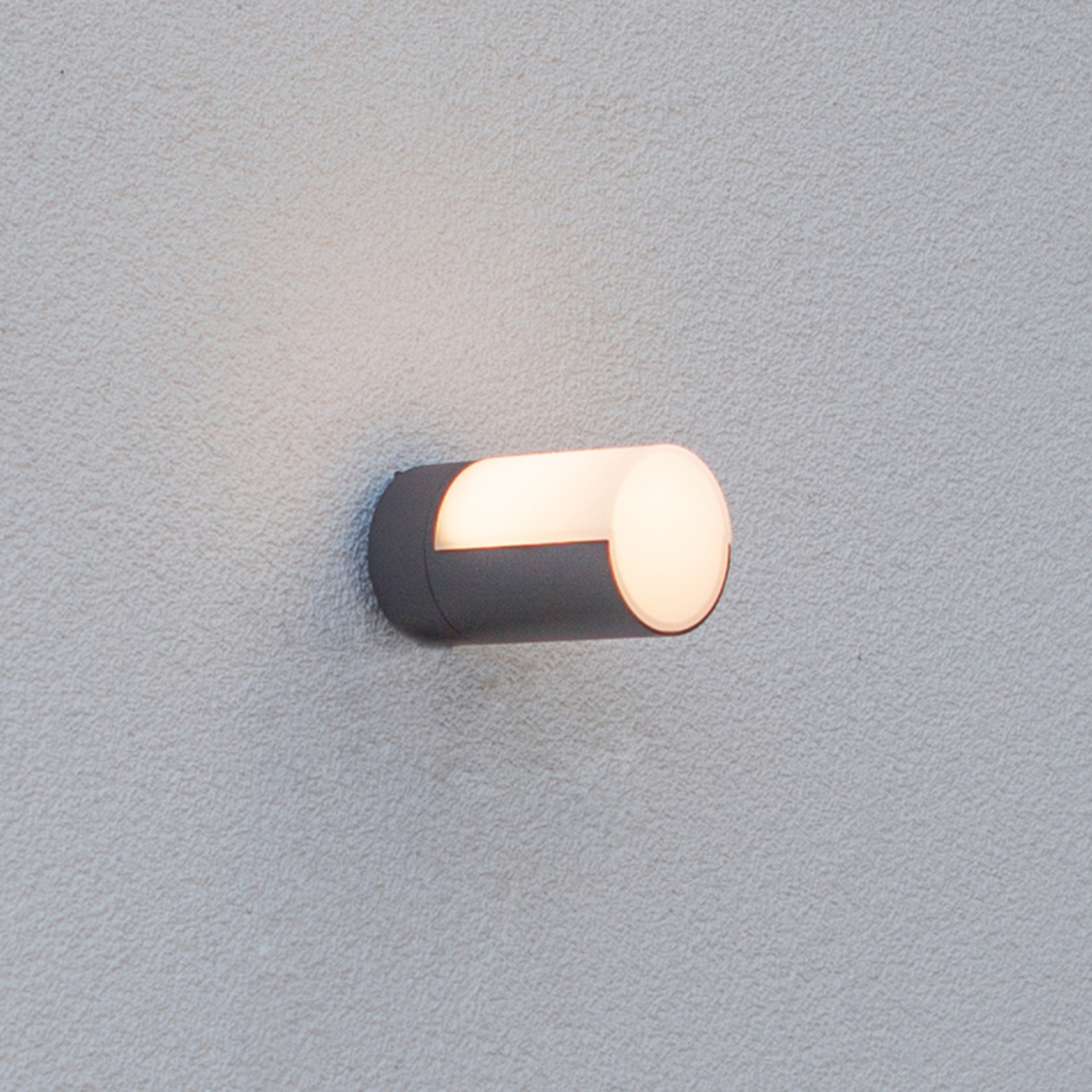 Cyra LED outdoor wall light, one-bulb