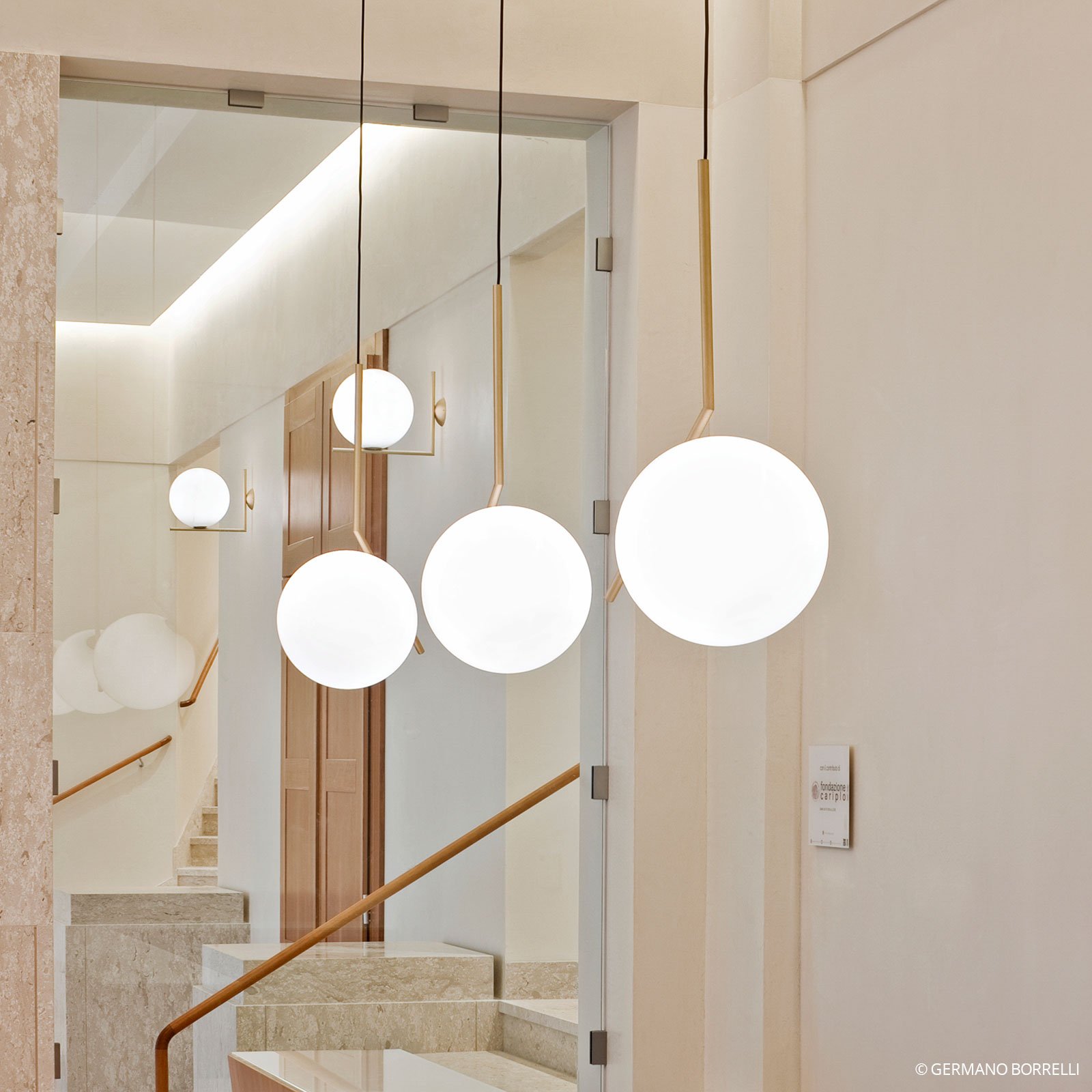 IC S2 Taklampa Mässing - Flos