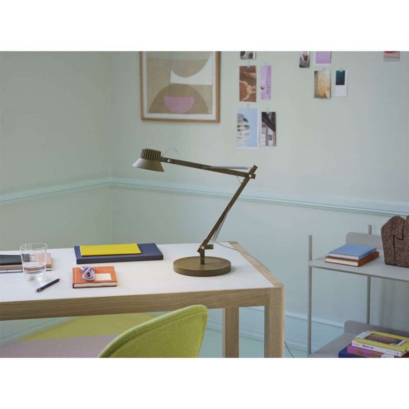 Dedicate Tischleuchte S2 Brown Green Muuto - Arbeitszimmer / Büro - Aluminium