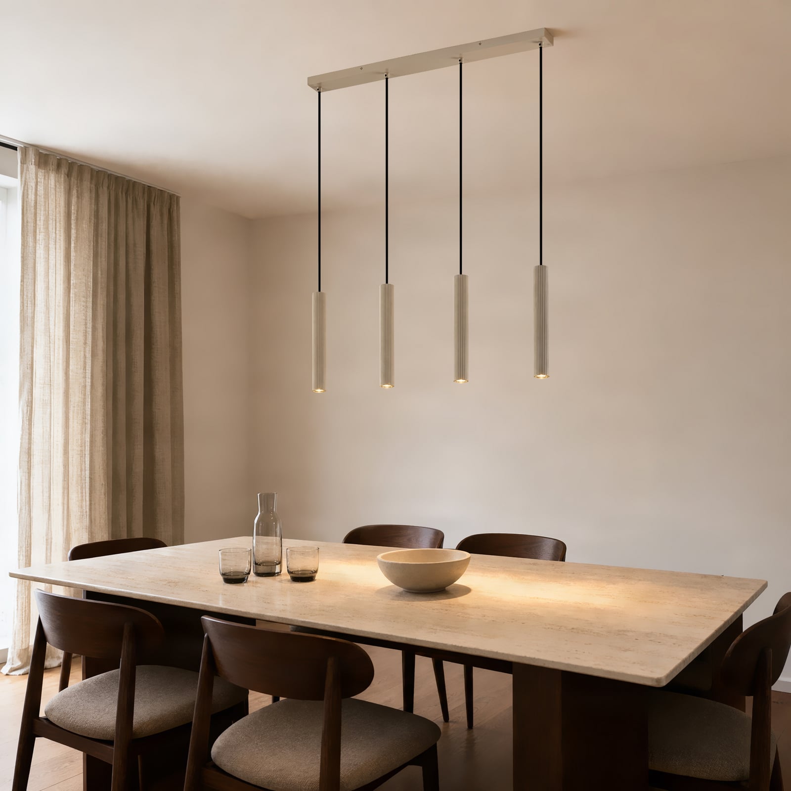 Lindby hanglamp Kardis, 4-lamps, beige, lengte 70 cm