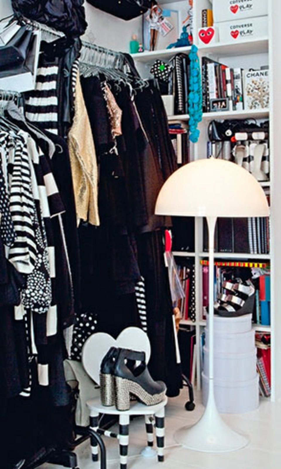 Louis Poulsen Panthella - Φωτιστικό δαπέδου σχεδιασμού, οπαλίτης