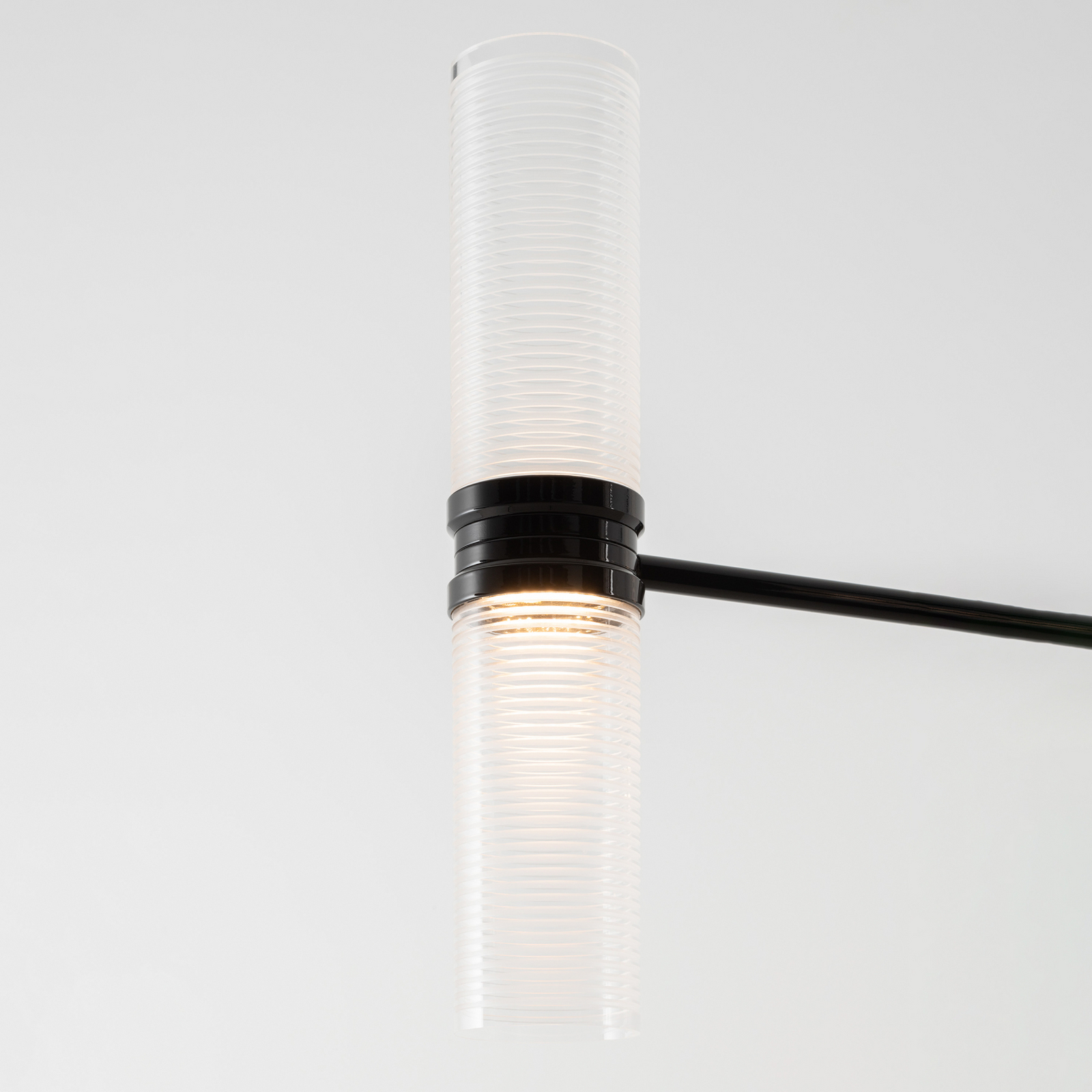 Lampă suspendată LED Artemide Zephyr Linear, negru, 160 cm, aplicație