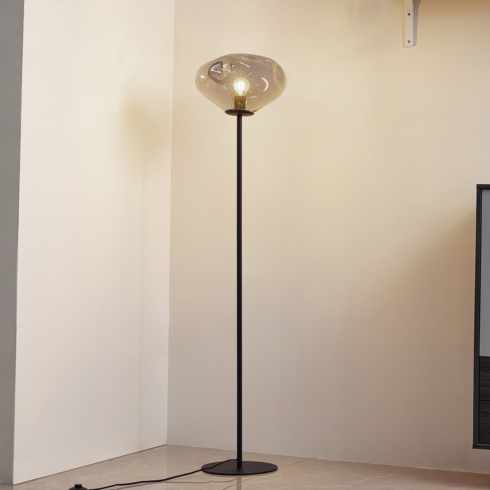 Lelia lampa stojąca wysokość 150 cm szklana metalowa - Lindby