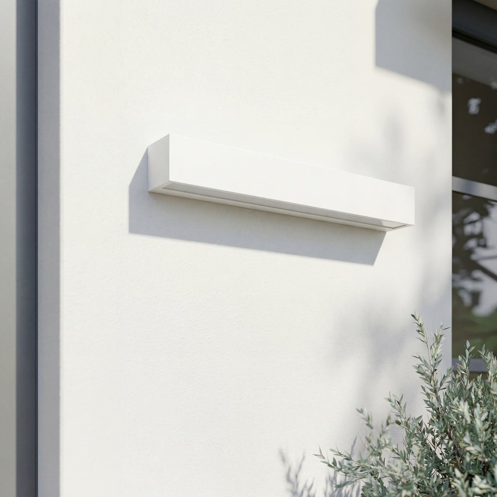 Lampa de perete pentru exterior Lengo cu LED, 50 cm, albă, lumină orientată în