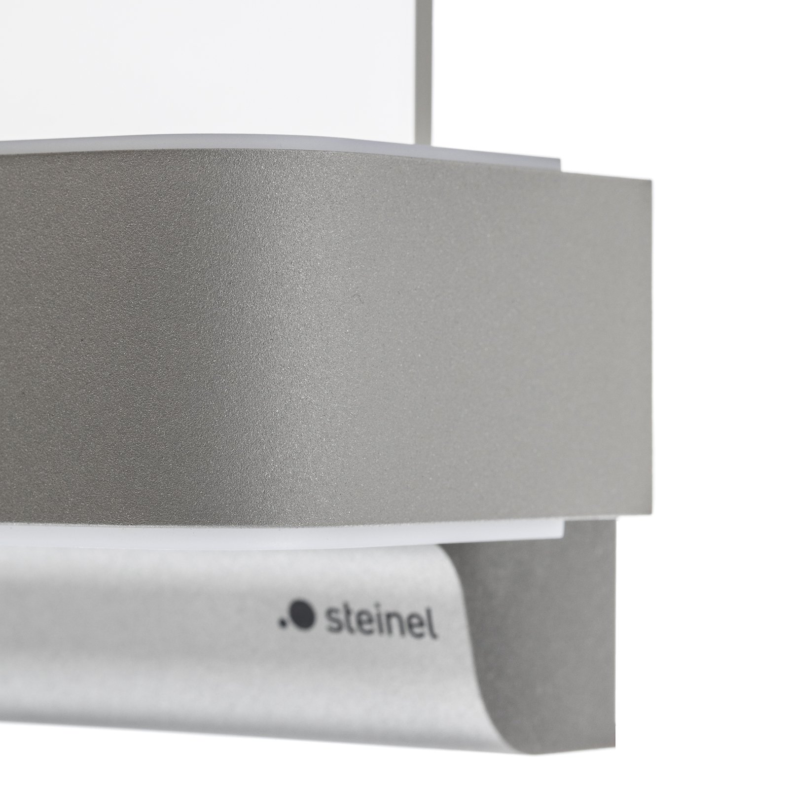 STEINEL L 820 S Sensor kültéri fali lámpa ezüst színben