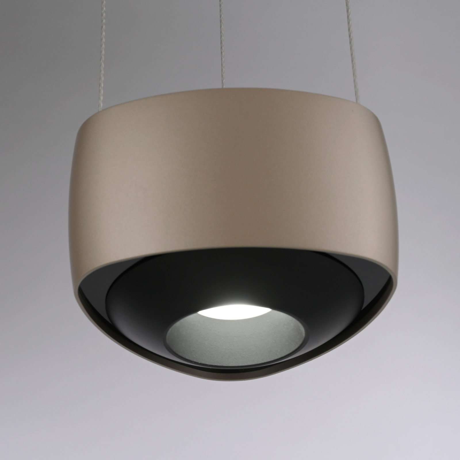 Lámpara colgante LED Q-Stretto de Paul Neuhaus, bronce, 14,5 cm
