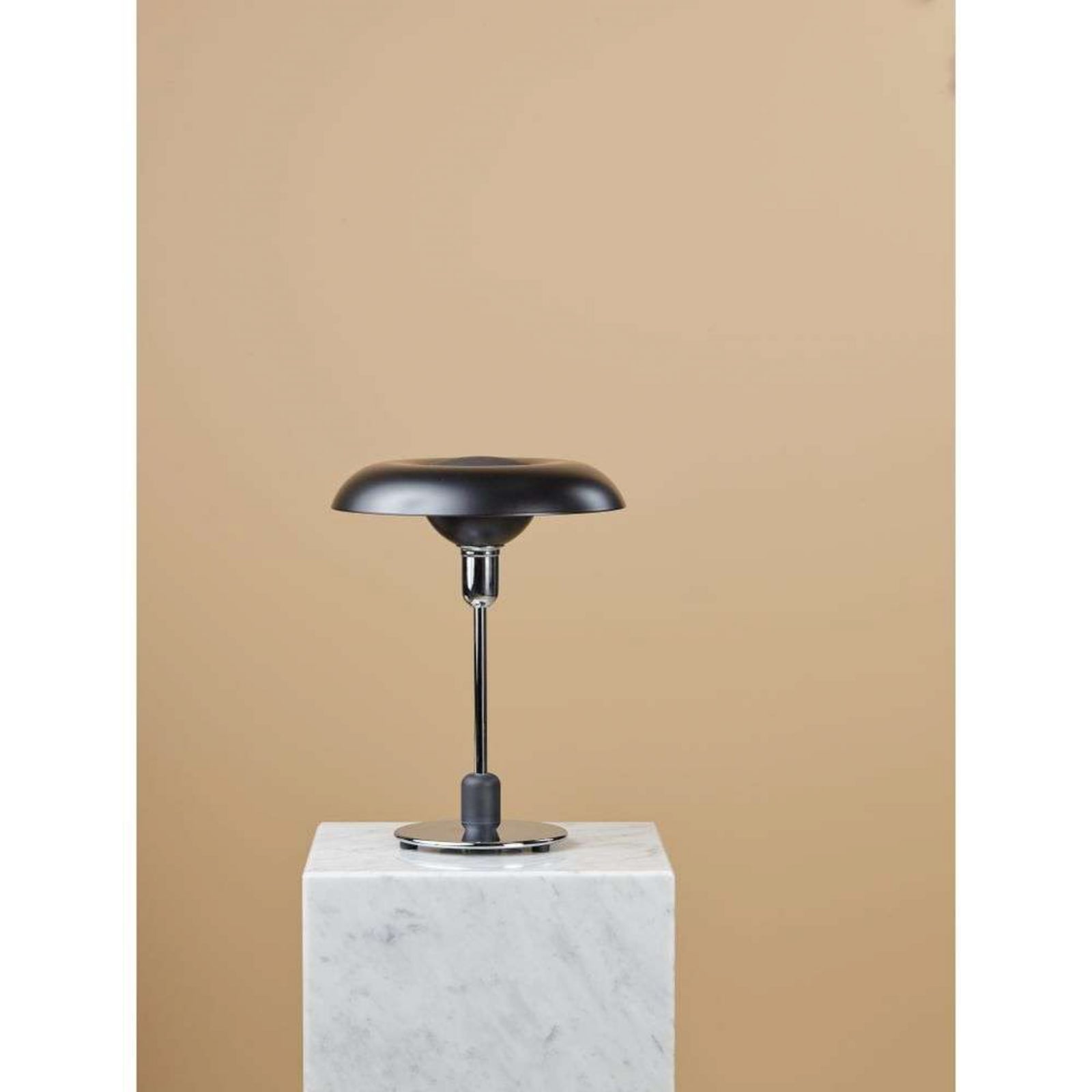 RA 250 D Galda Lampa Melns - Piet Hein