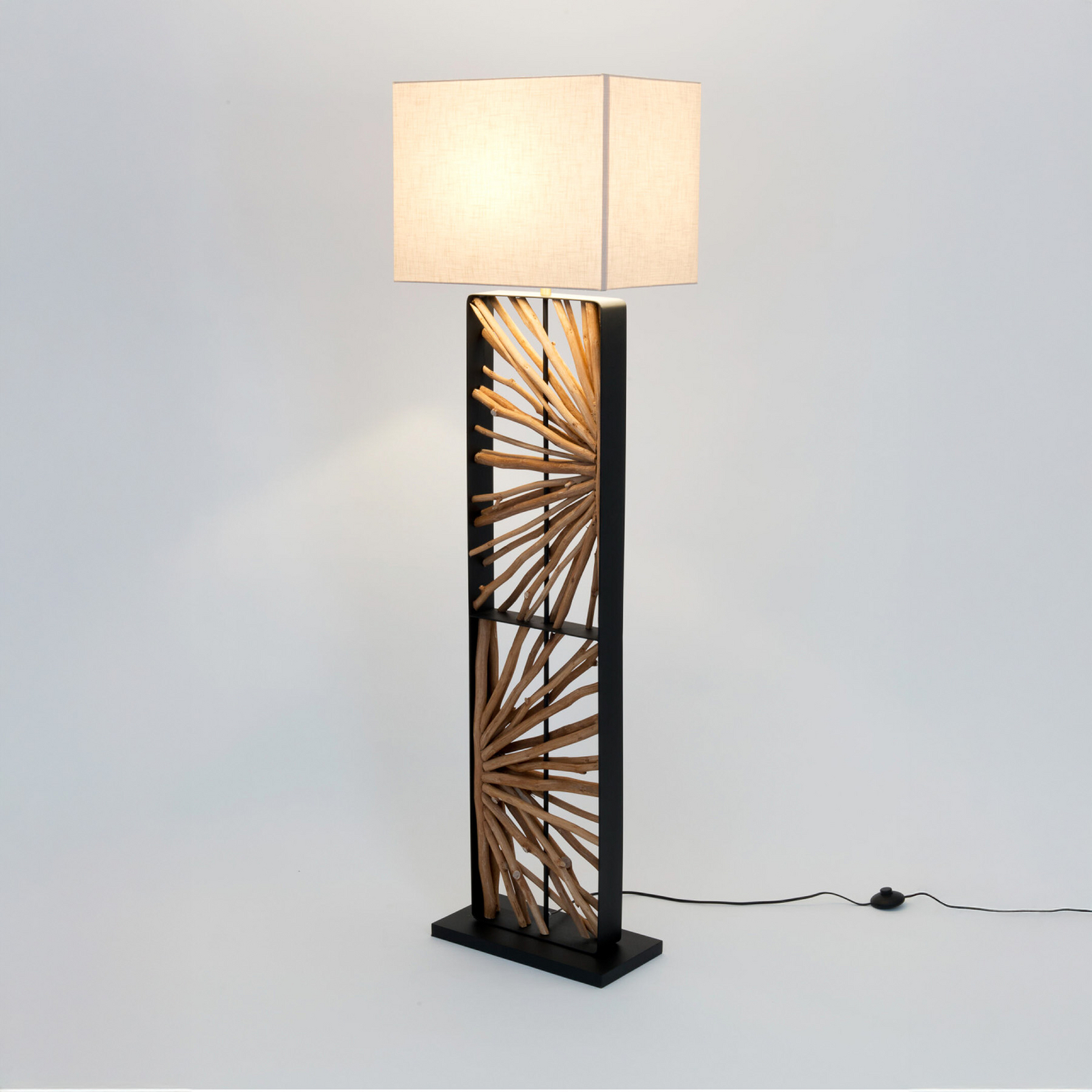 MONTE ISOLA -maavalaisin, luonnonväri/beige, korkeus 160 cm, puu/tekstiili