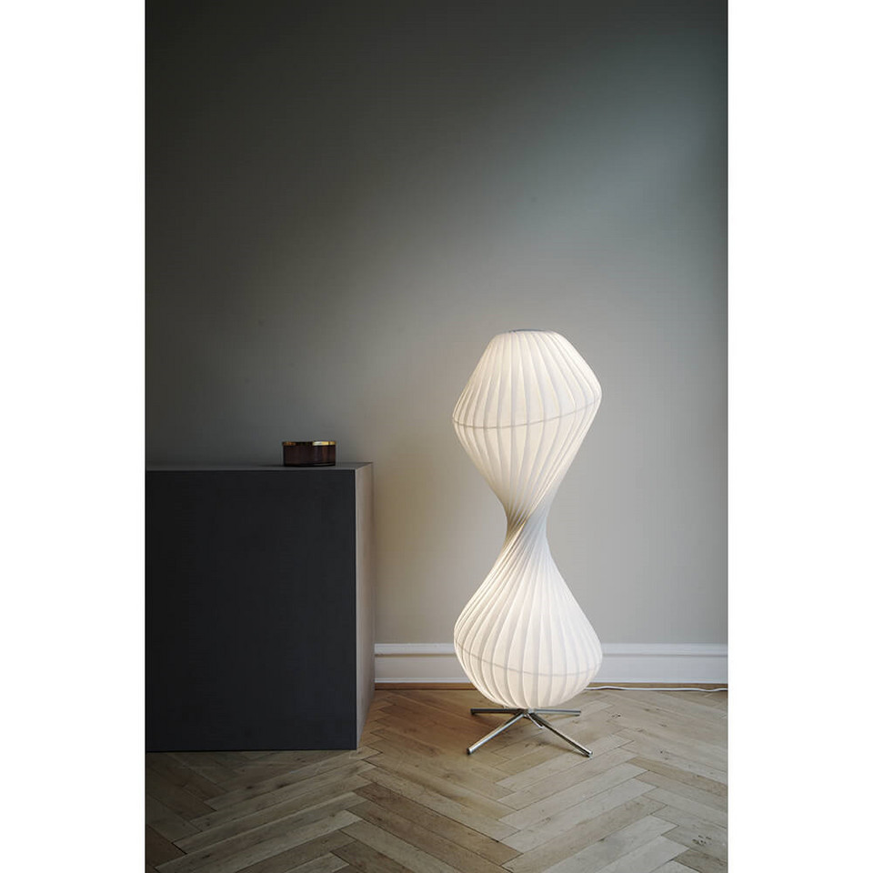 Tom Rossau TR32 Golvlampa 40x110 PC/Nonwoven, vit från Tom Rossau