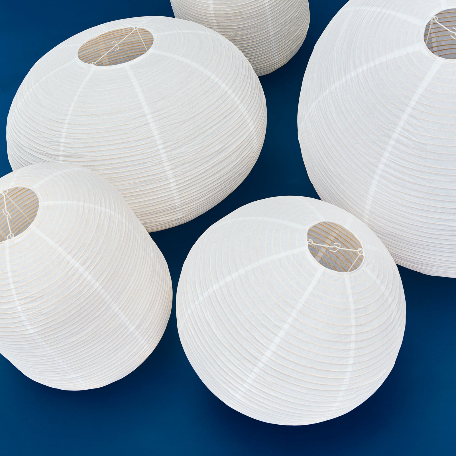 HAY-varjostin, pitkänomainen, valkoinen, paperi/bambu, Ø42 cm