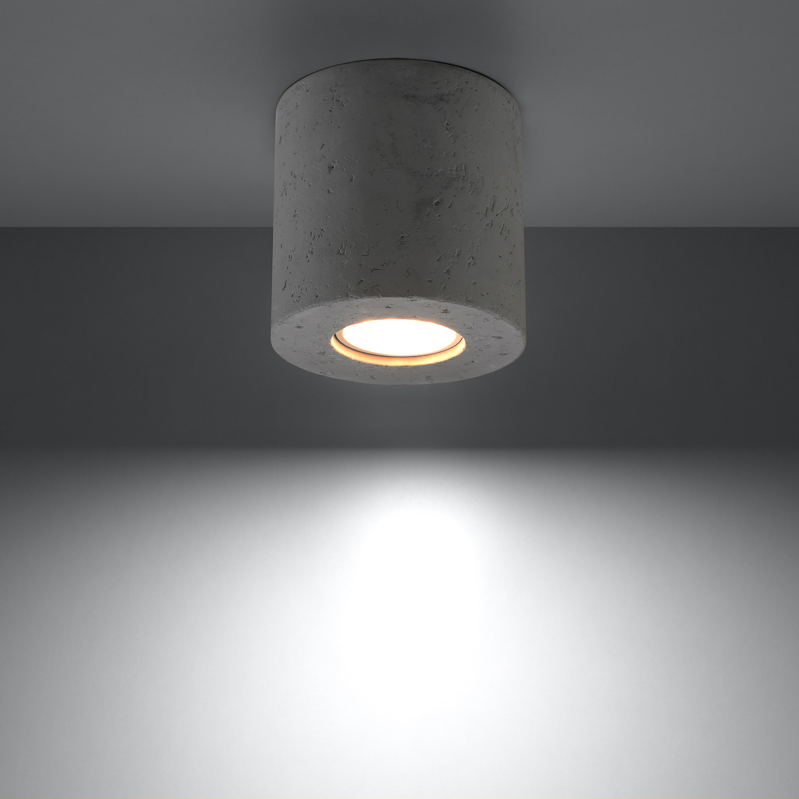 Plafondlamp Ara als betonnen cilinder Ø 10cm