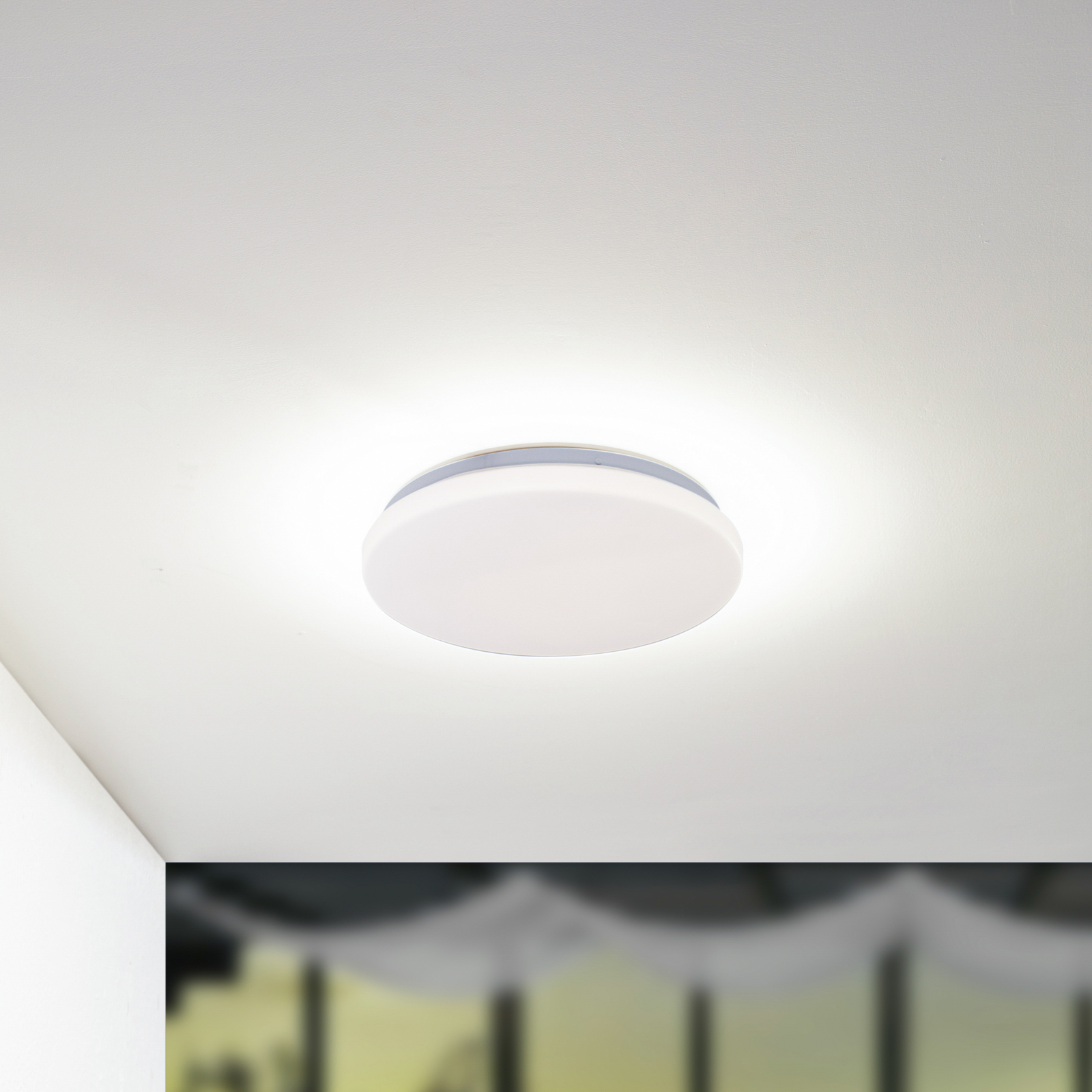 Lindby LED āra griestu gaisma Kirkola, 3000 K, Ø 34 cm, balta