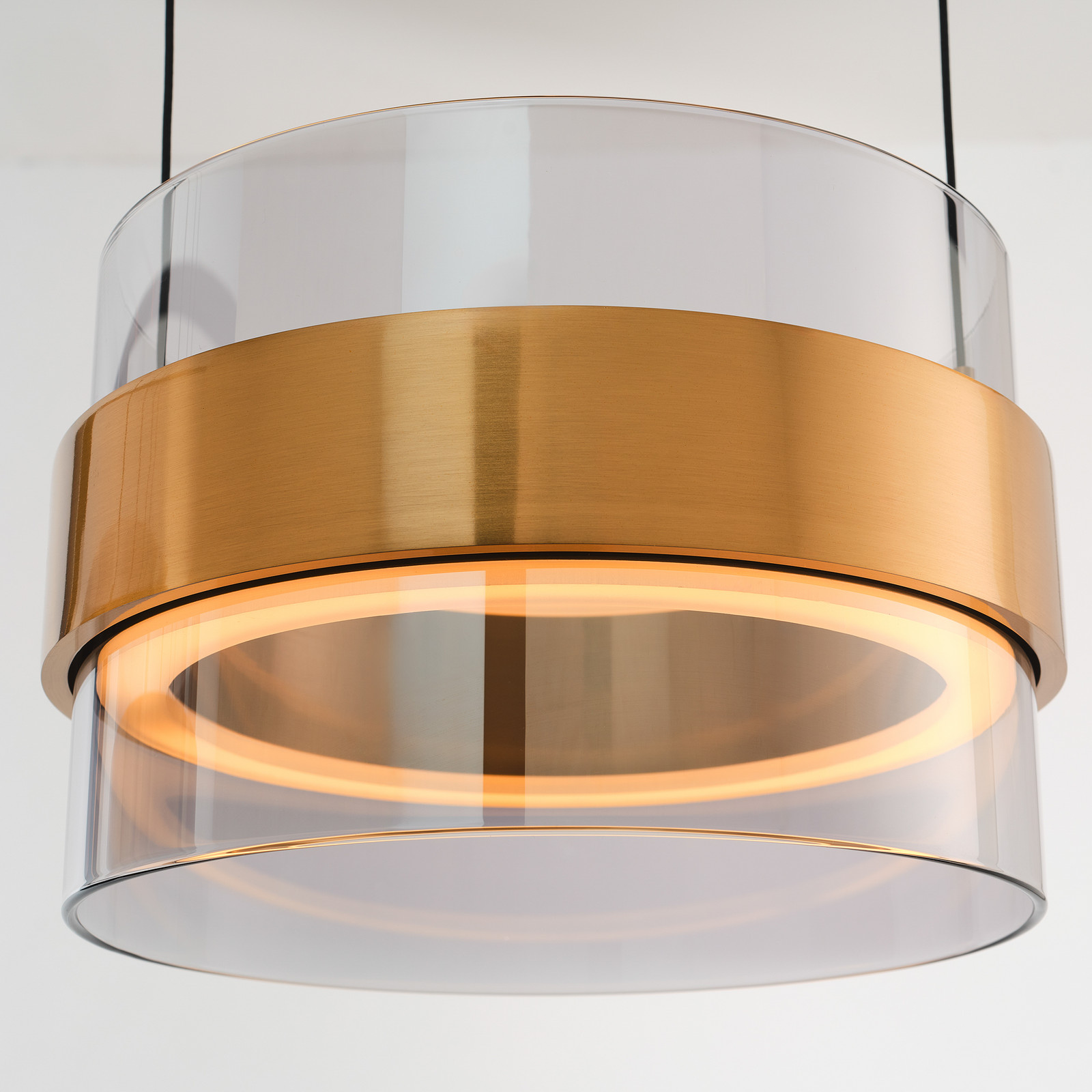 Brilliant Lampă suspendată LED Inside culoare alamă/gri fum Ø 22 cm - Camera de zi / sufragerie - gri fum alamă negru - Sticlă