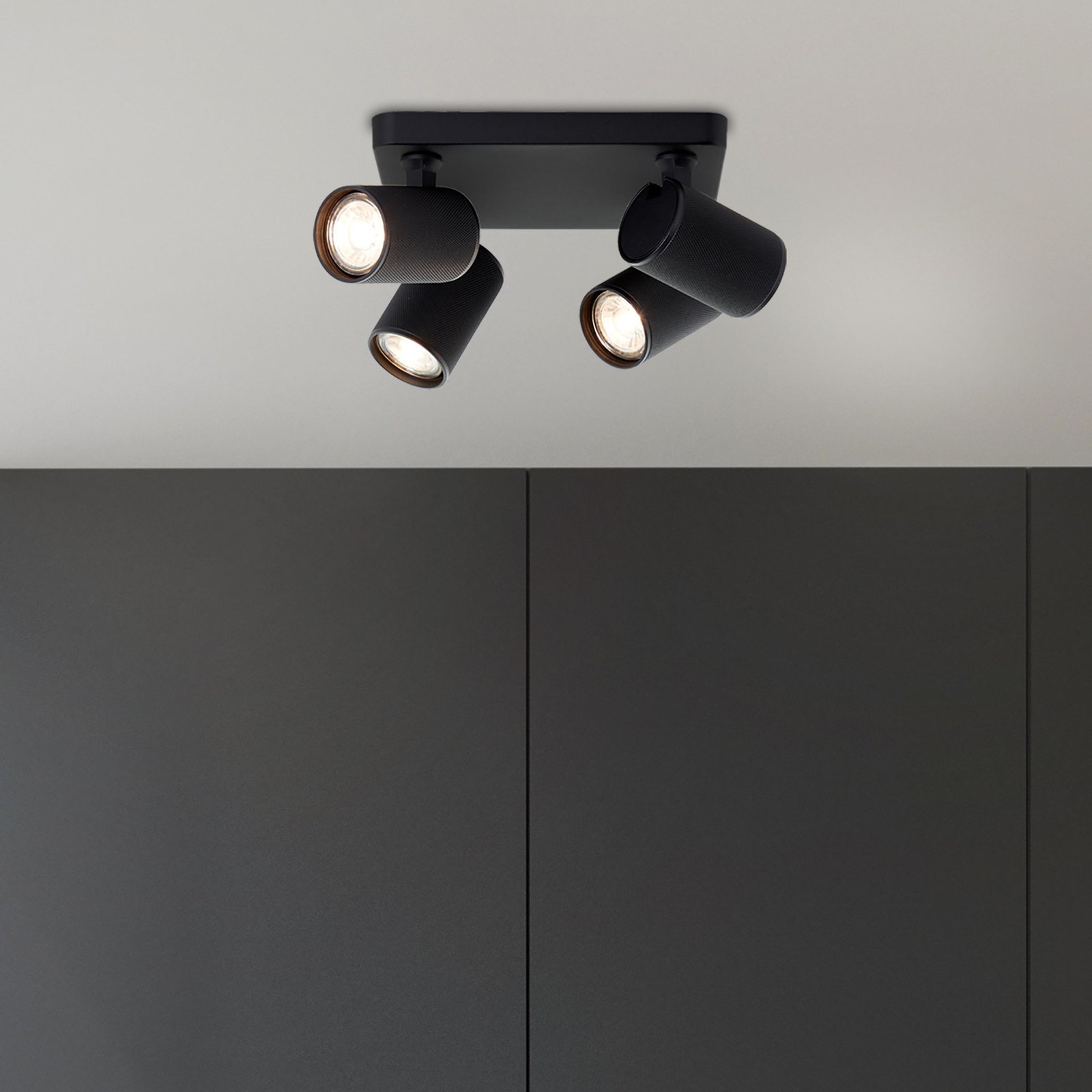 LED stropné bodové svietidlo Marty, dĺžka 22 cm, pieskovo čierne, 4 svetlá.