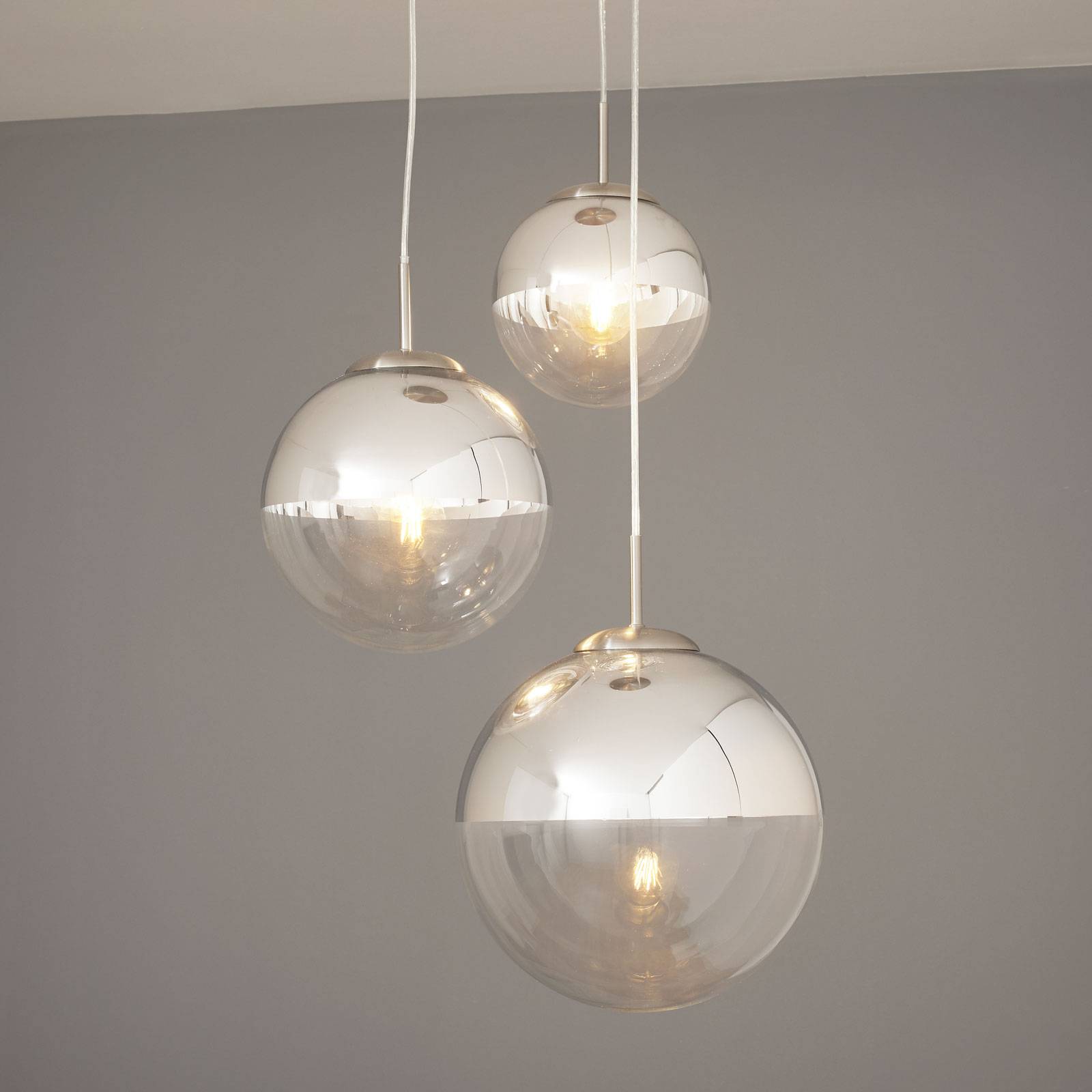 Suspension Ravena à sphères en verre, à 3 lampes