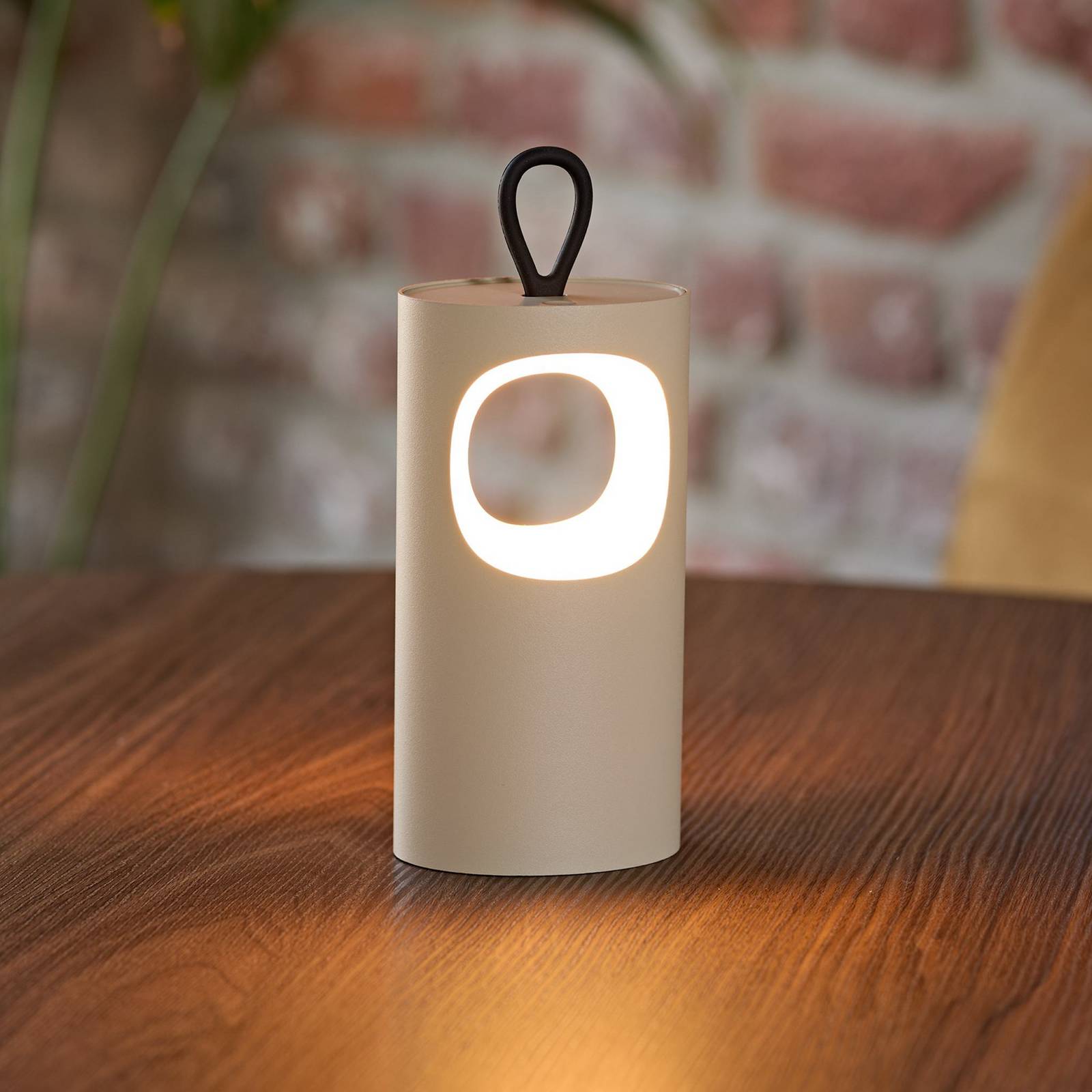LED-Akku-Tischlampe Lunari, beige, 16 cm, Metall, CCT IP44 günstig online kaufen