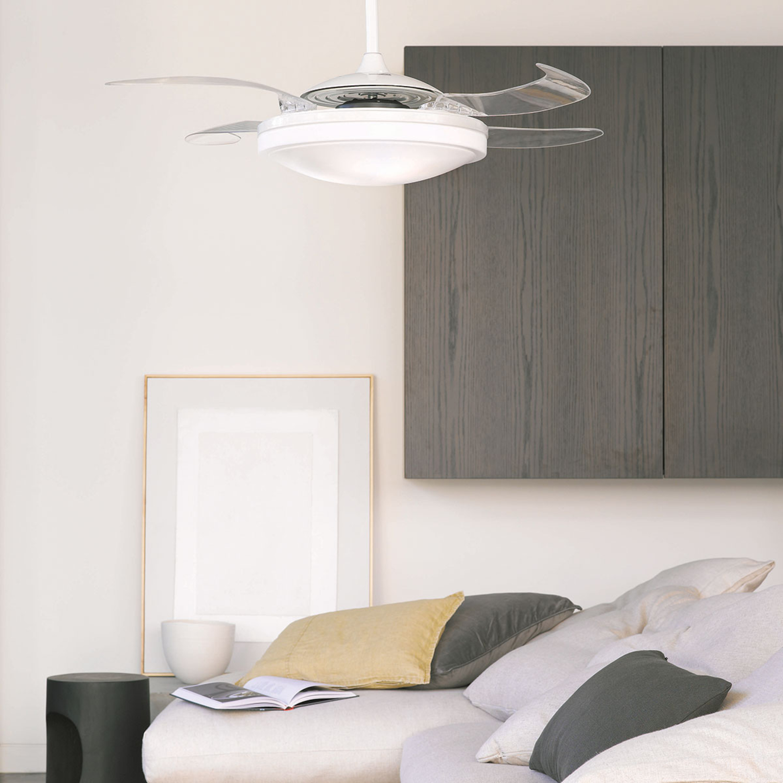 White Fanaway Evo 1 LED ceiling fan with light