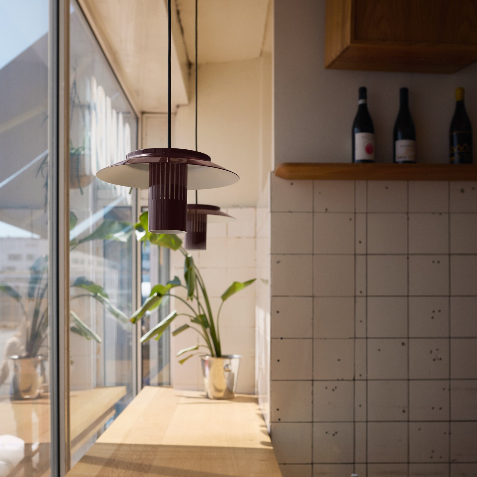 Lille 24 Hängelampe, dunkelrot, Aluminium, Ø 24 cm - Pholc