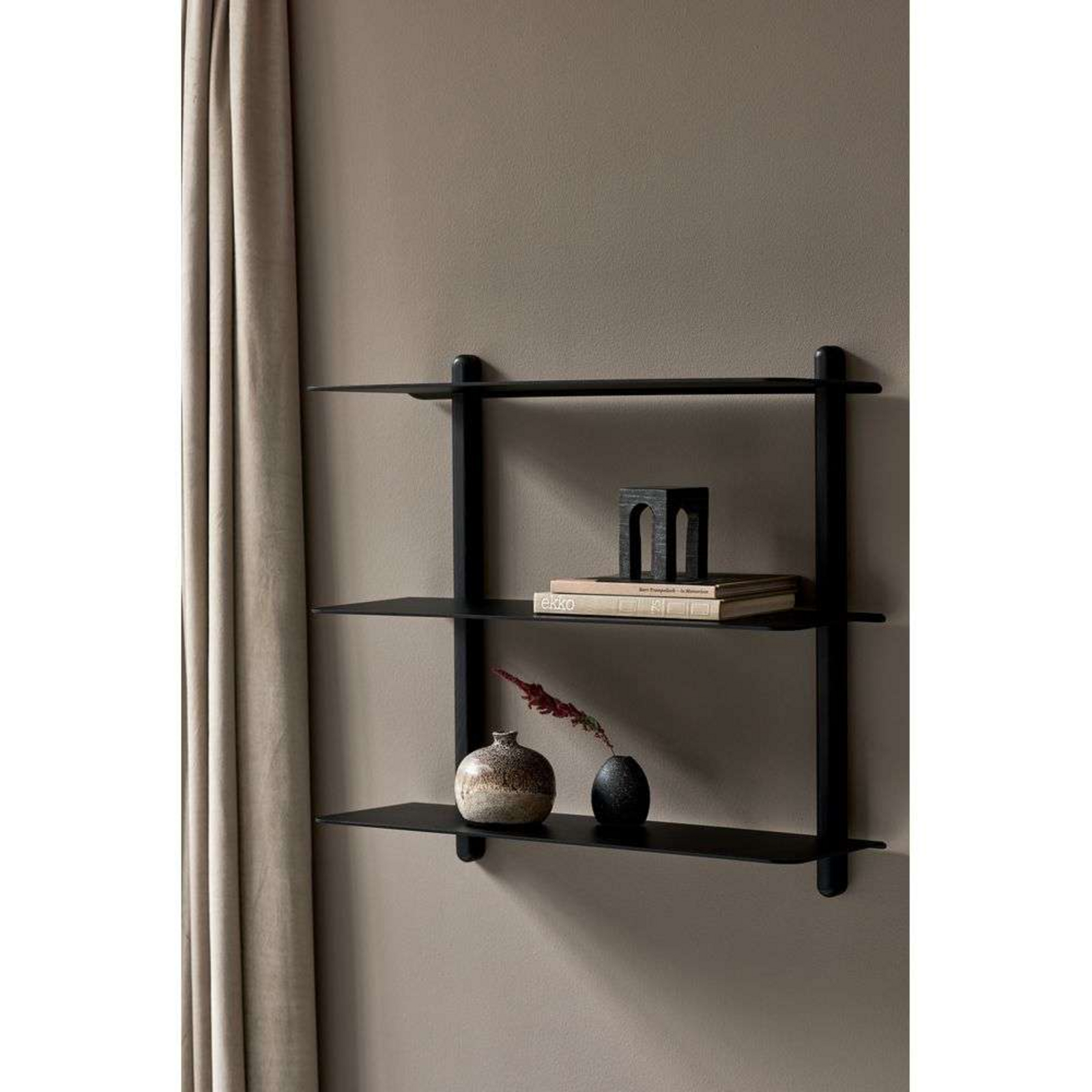 Nivo Shelf Large A Negru Frasin/Negru - GEJST