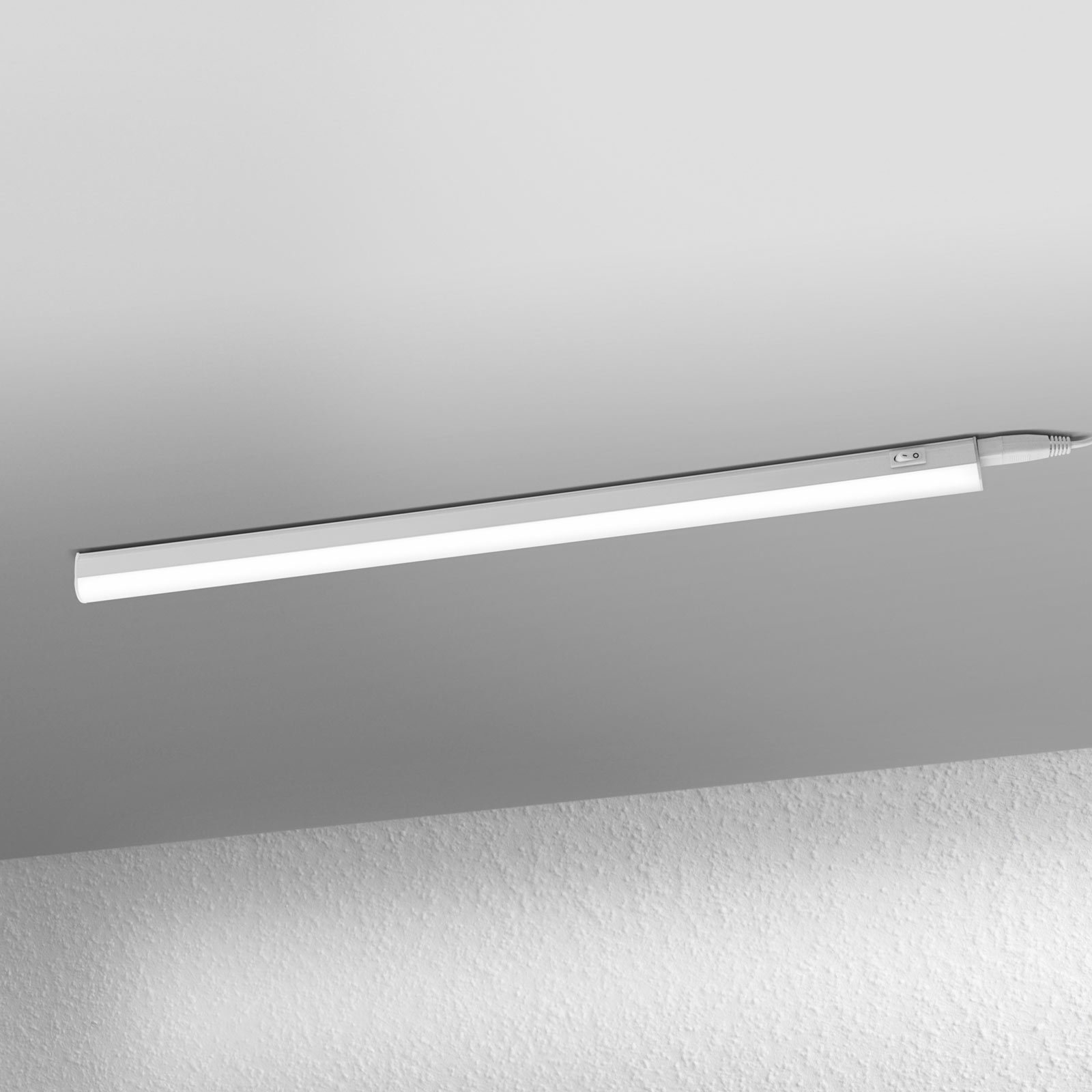 LEDVANCE Batten LED LED κάτω από το ντουλάπι 60cm 4,000K