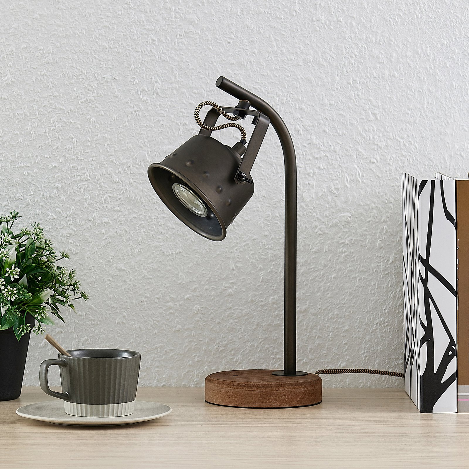 Rubinjo Pöytävalaisin Wood/Black - Lindby