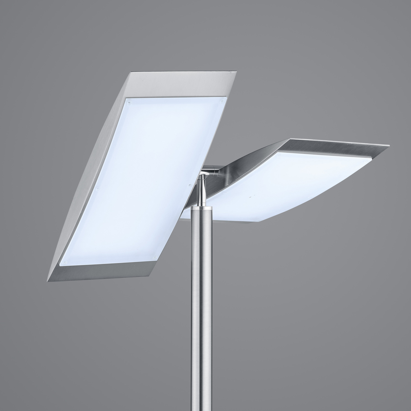LED stojacia lampa Wim 2-svetelná lampa na čítanie nikel/chróm