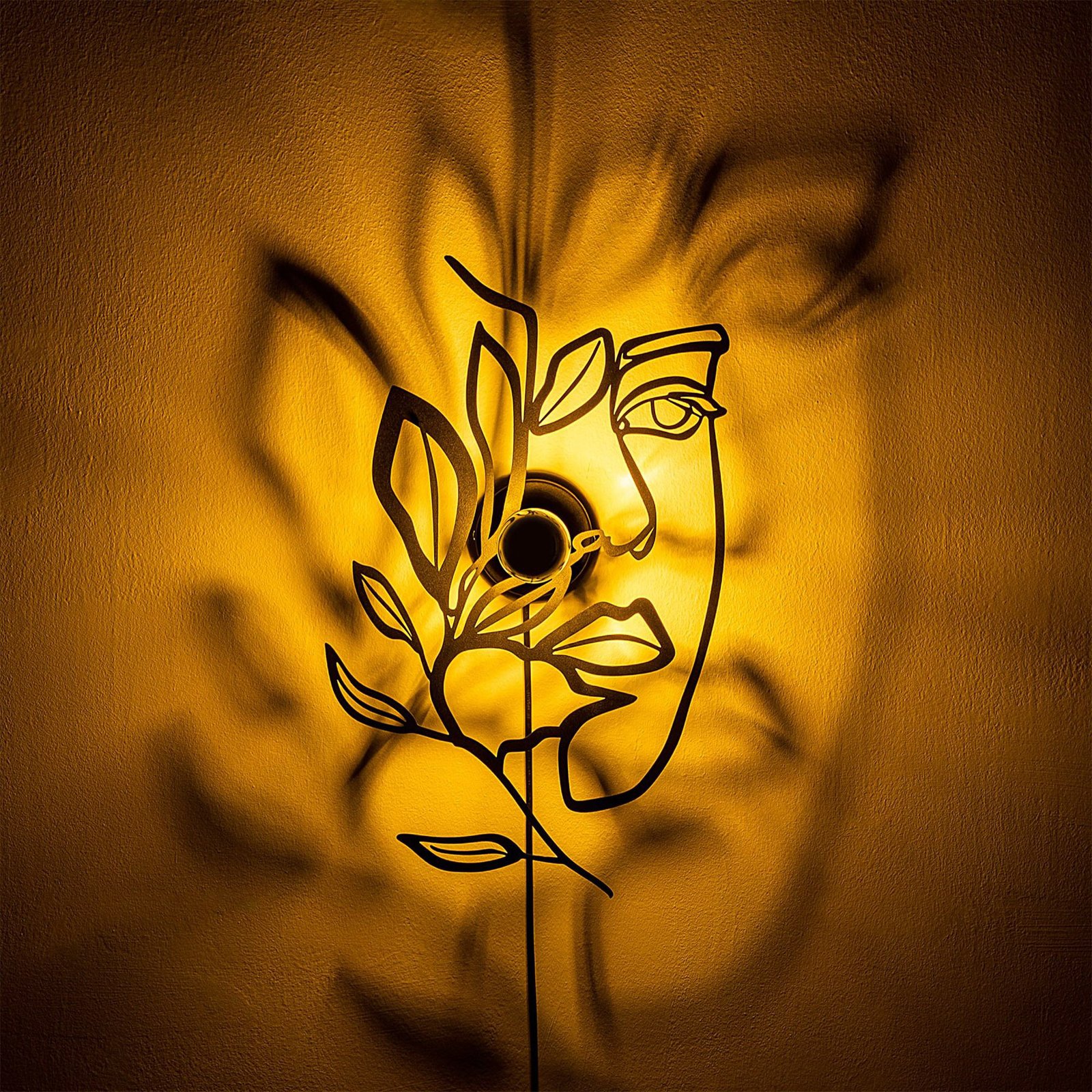 Zidna lampa Flower Faced, crna, metal, 54 x 34 cm, utikač