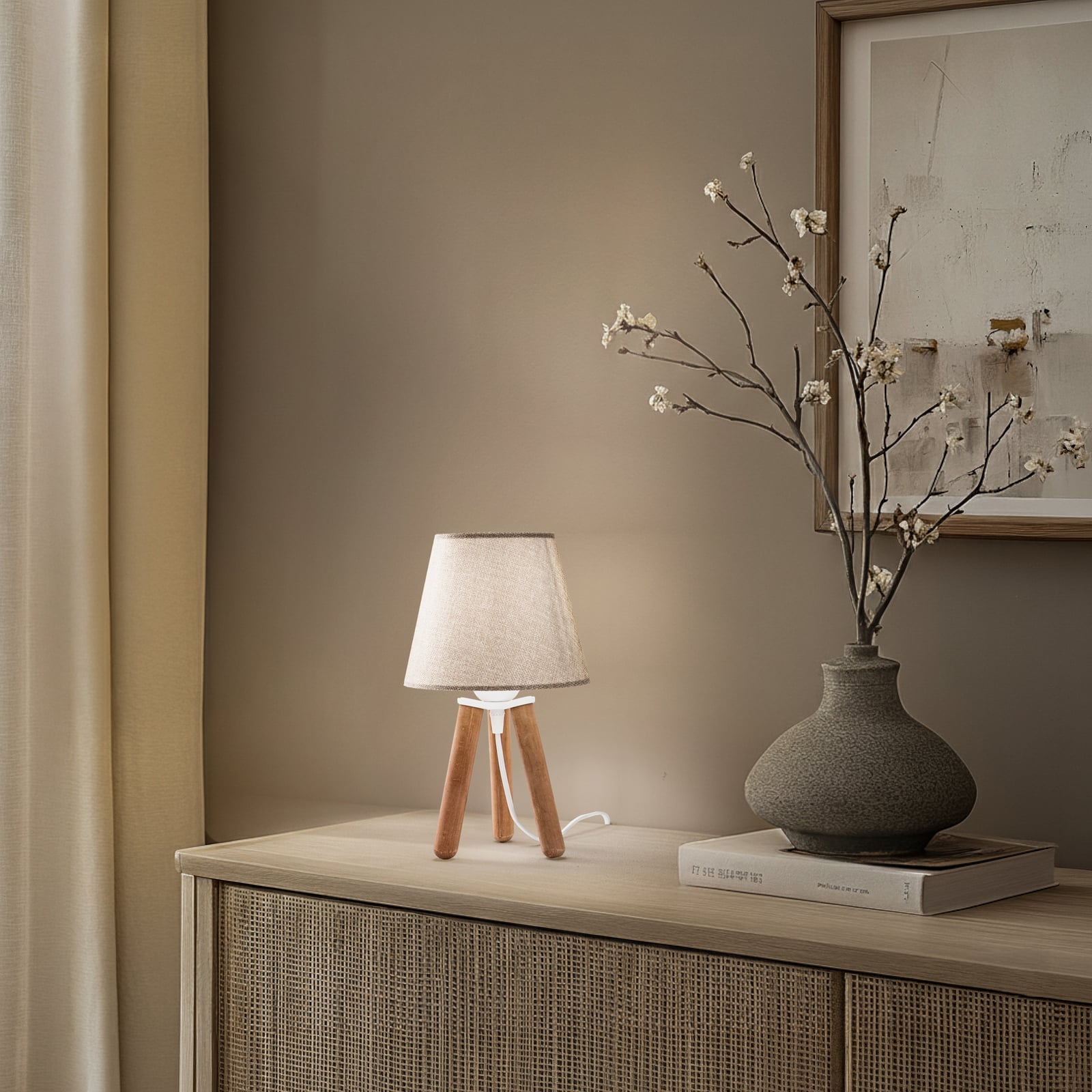 Stolní lampa Dona, béžová/barva dřeva, látka, dřevo, trojnožka