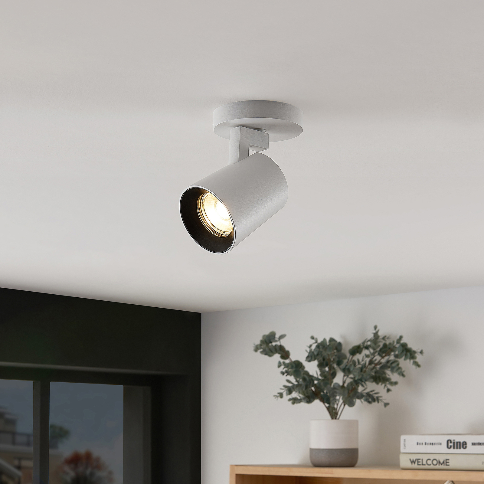 Arcchio Iavo spotlight, round, one-bulb, white