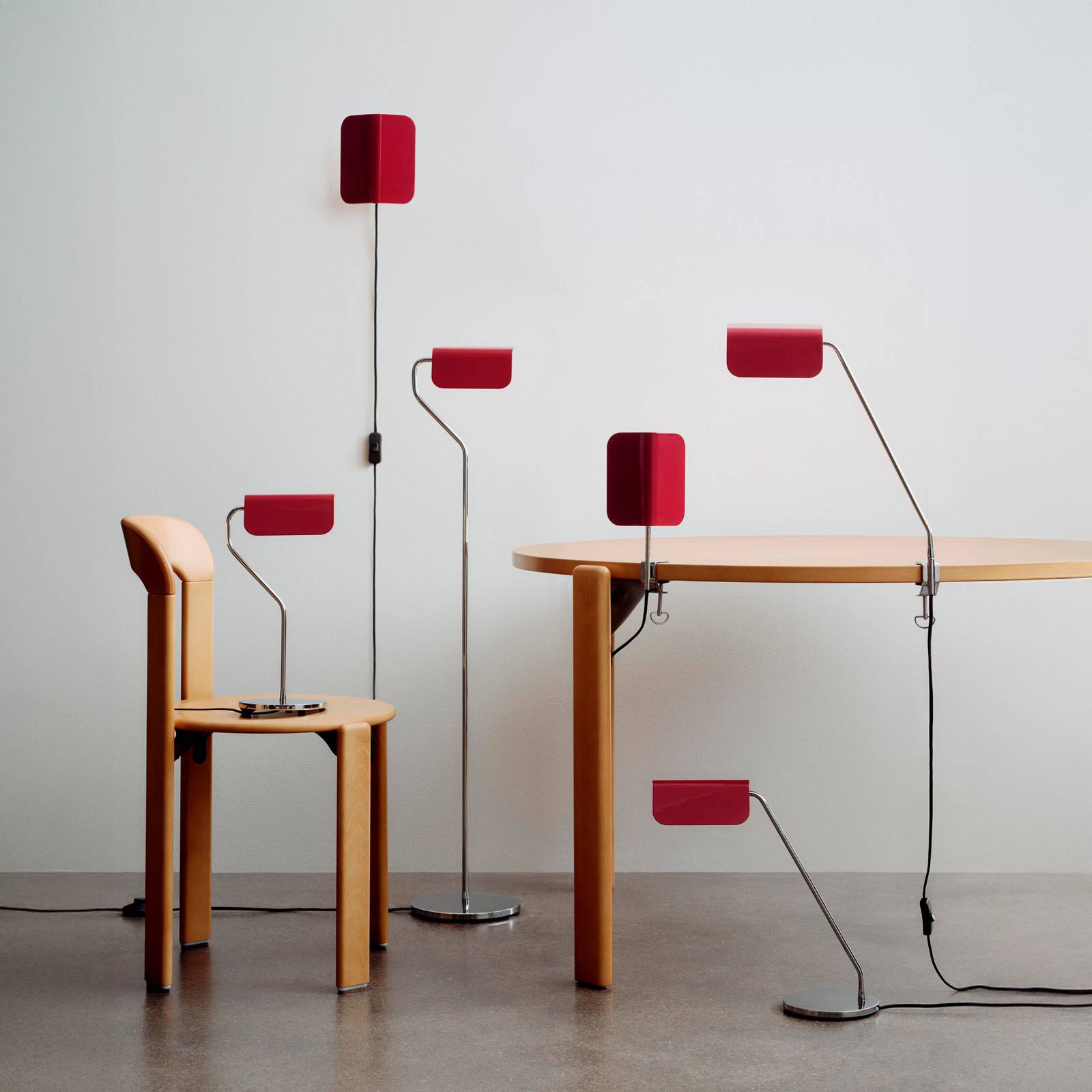 Lampa z klipsem Hay Apex, czerwona, wysokość 43 cm, E14, stal